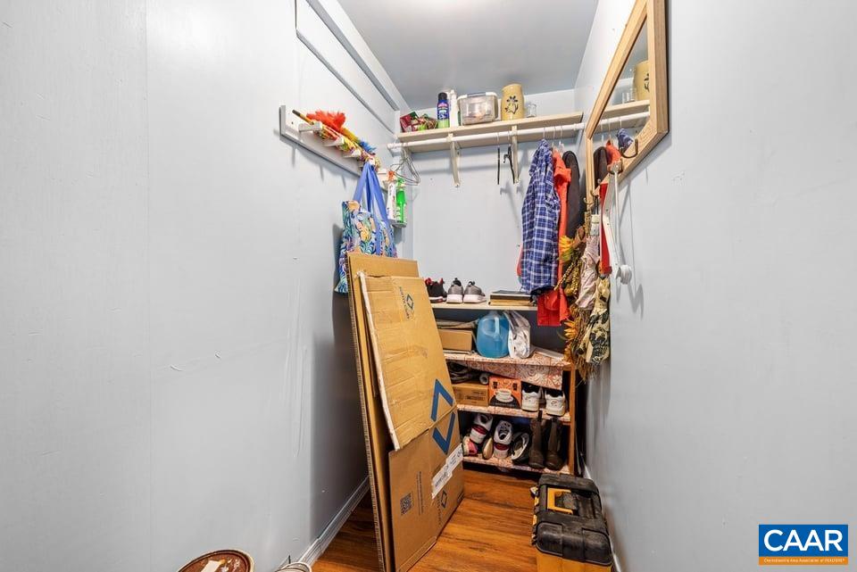 10589 SPOTSWOOD TRL