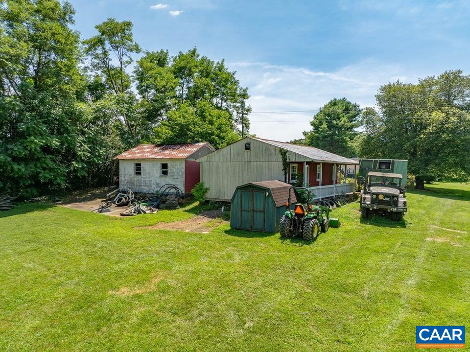 10589 SPOTSWOOD TRL