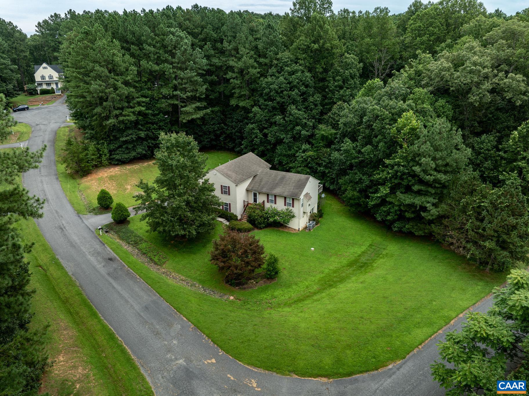 26 MAGNOLIA CT