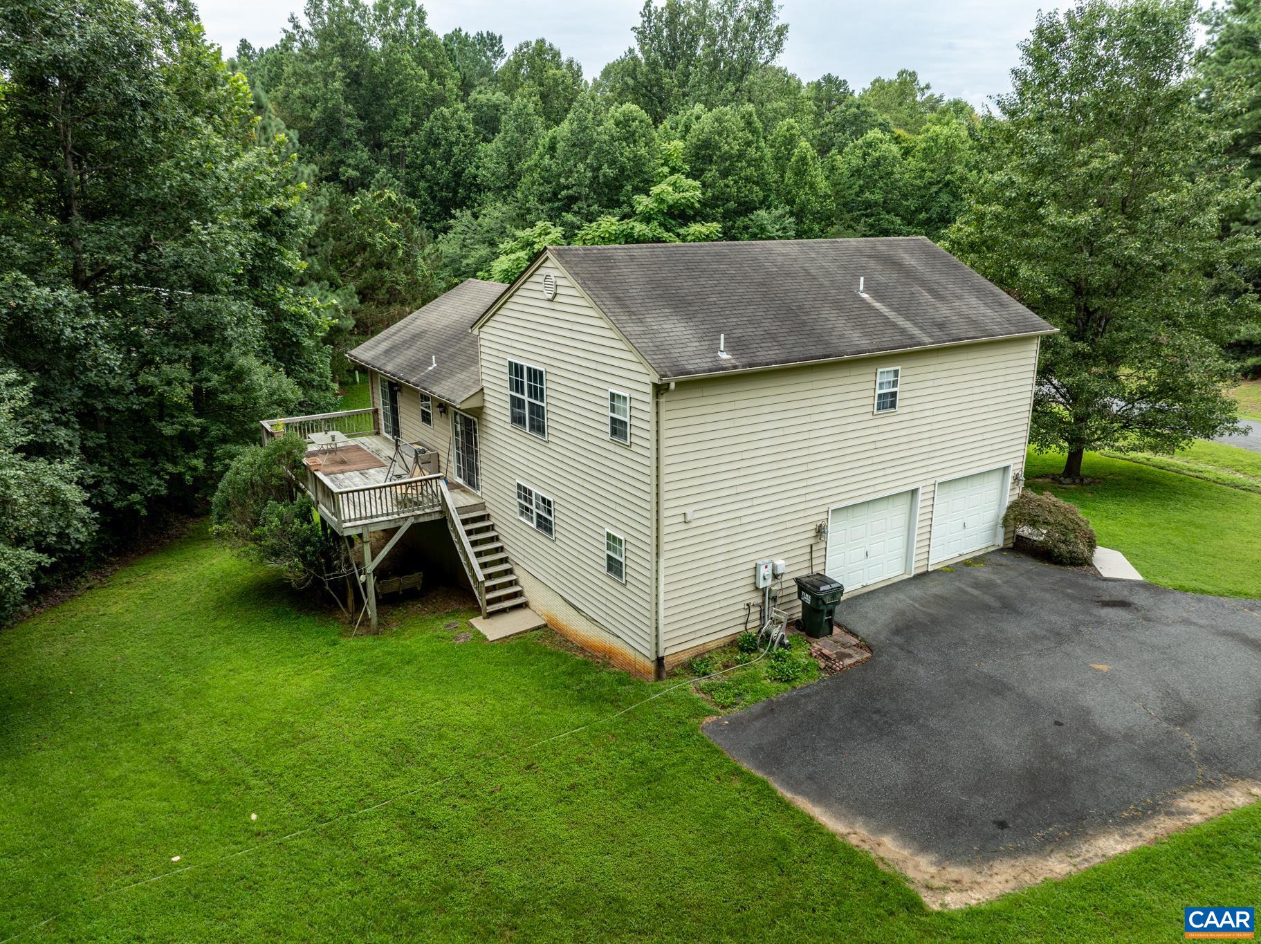 26 MAGNOLIA CT