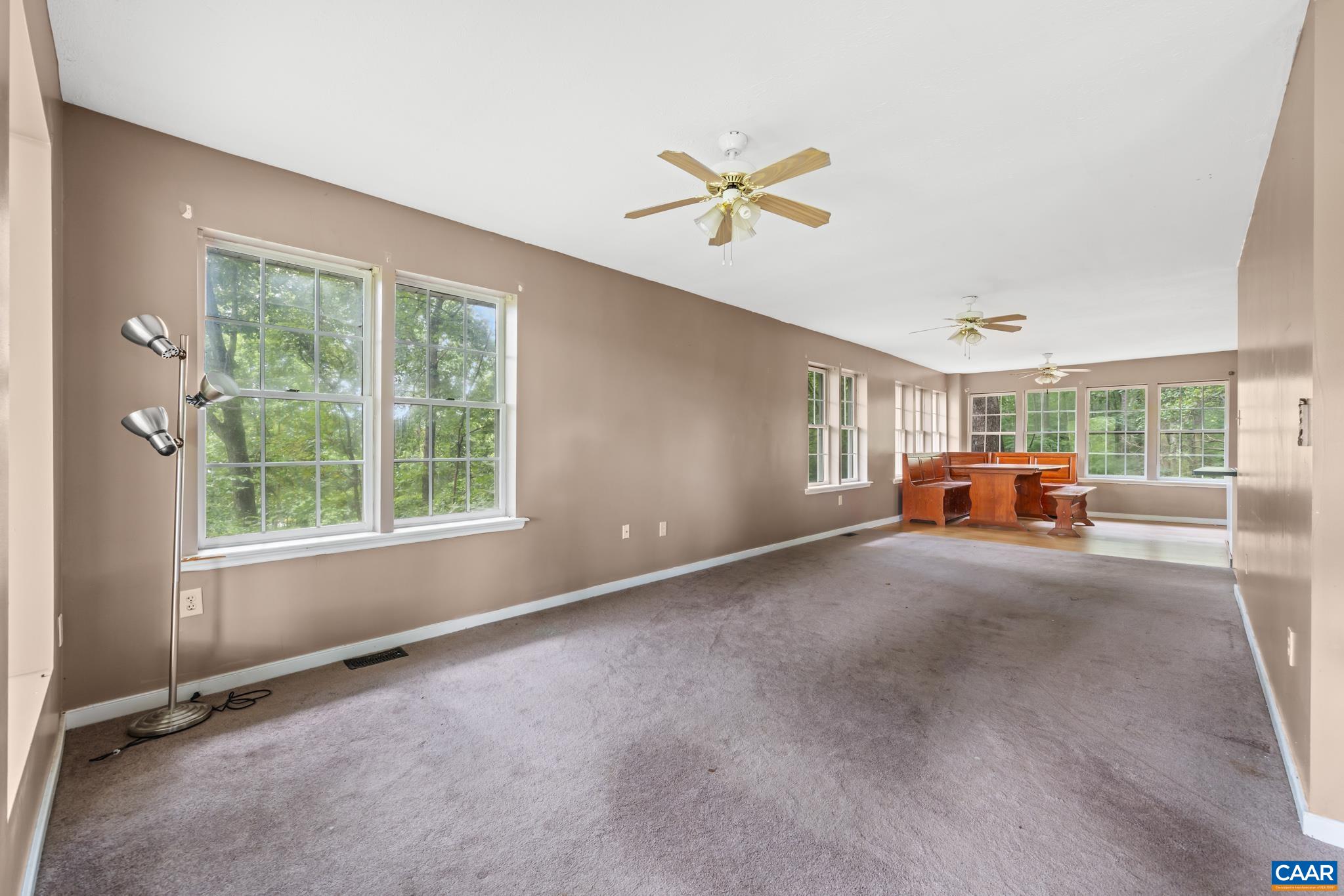 58 IRIS LN