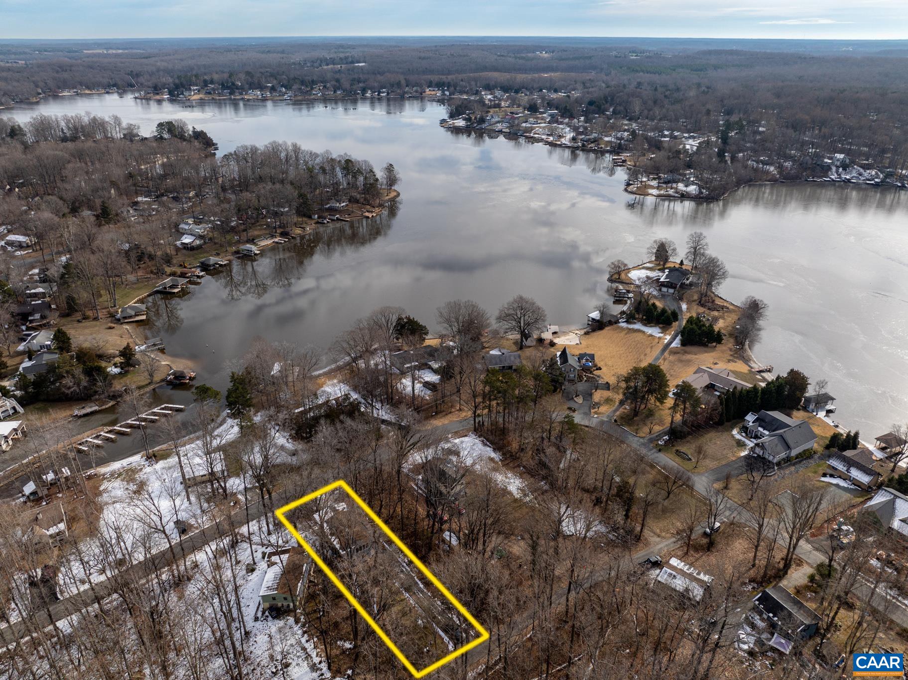 58 IRIS LN