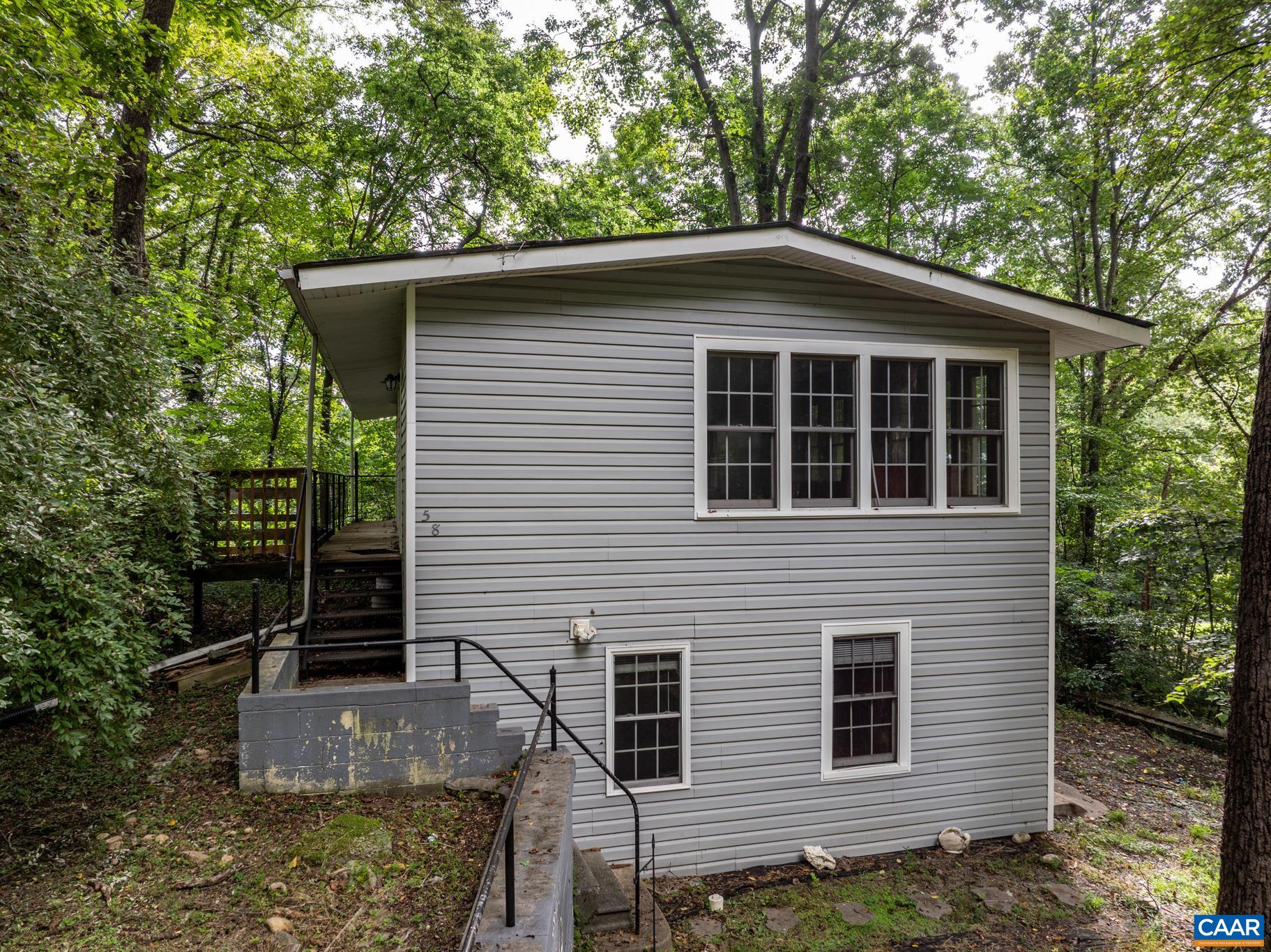 58 IRIS LN