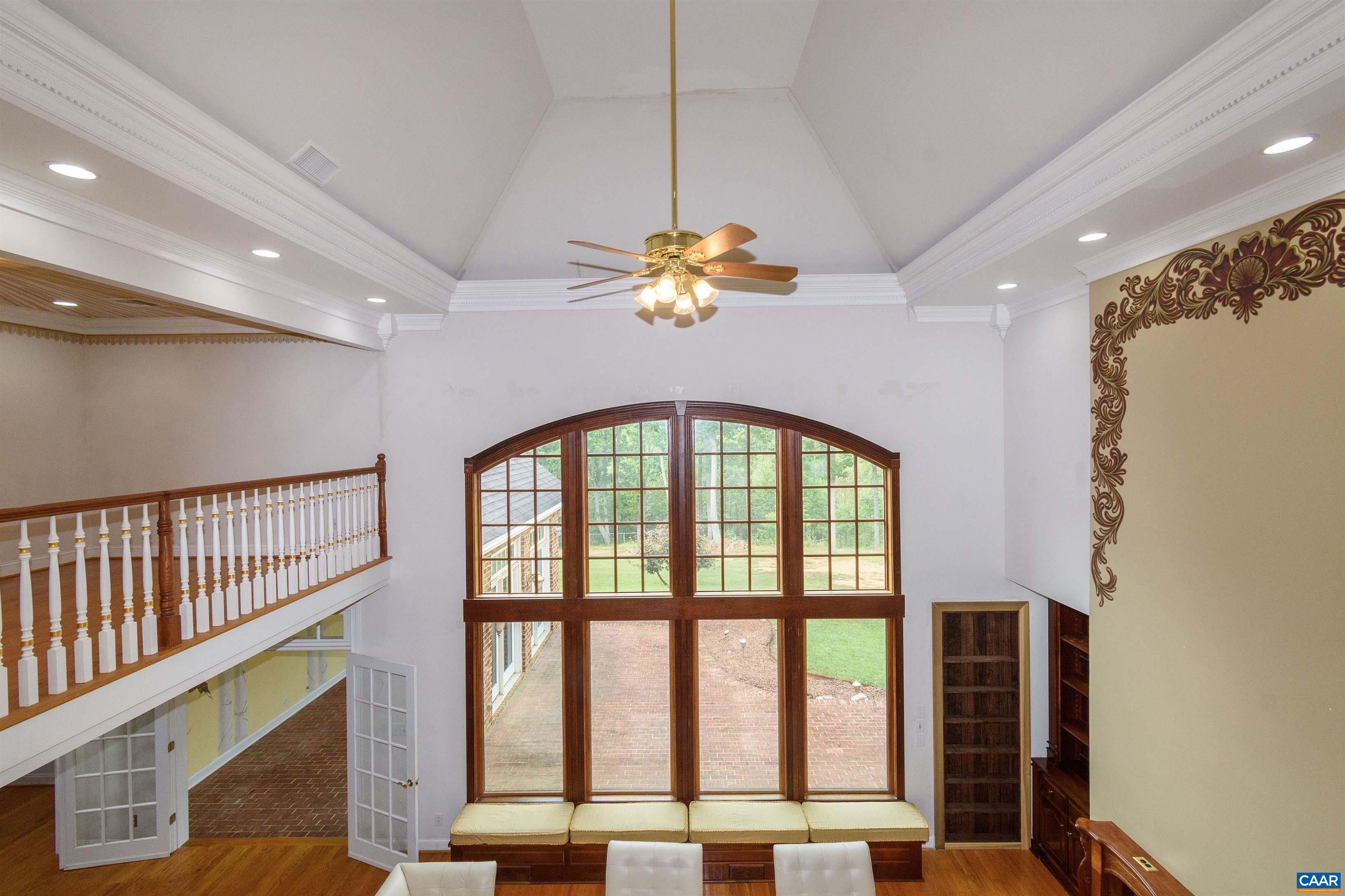 2576 S JAMES RIVER HWY