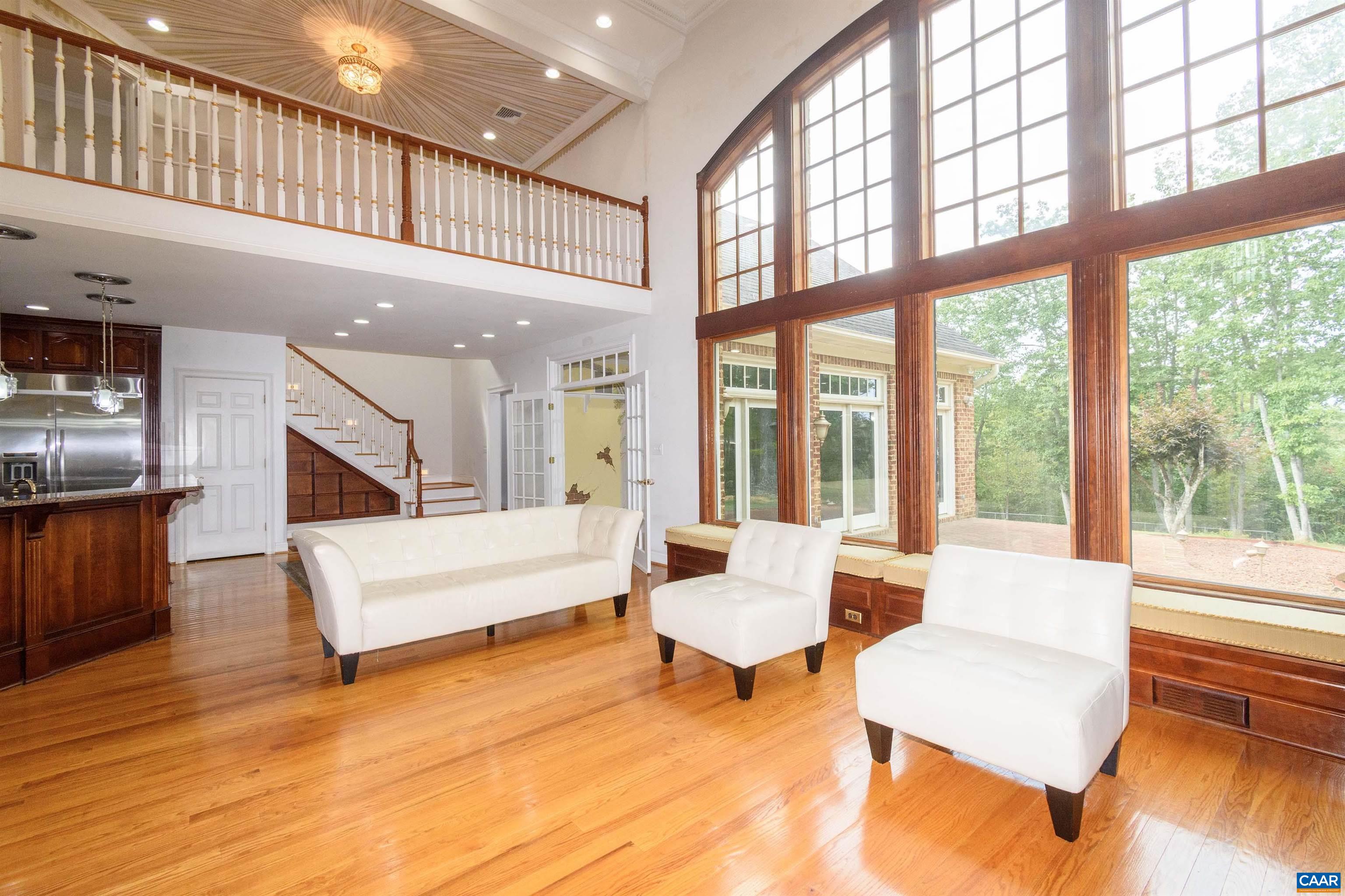 2576 S JAMES RIVER HWY