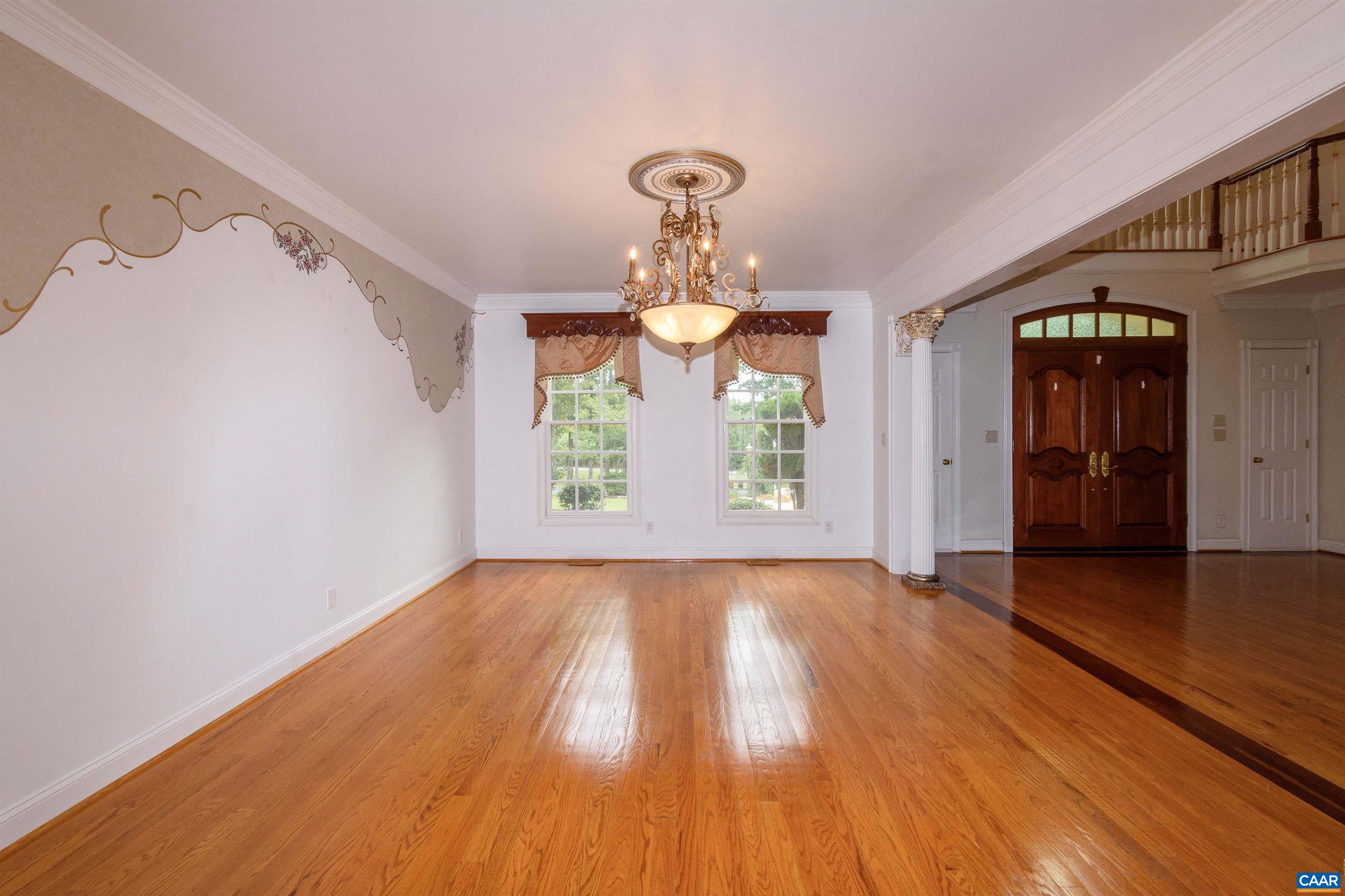 2576 S JAMES RIVER HWY