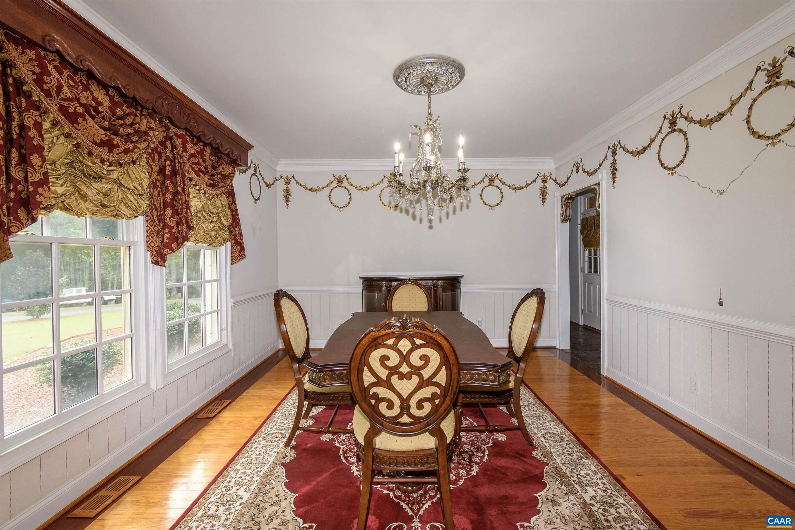 2576 S JAMES RIVER HWY