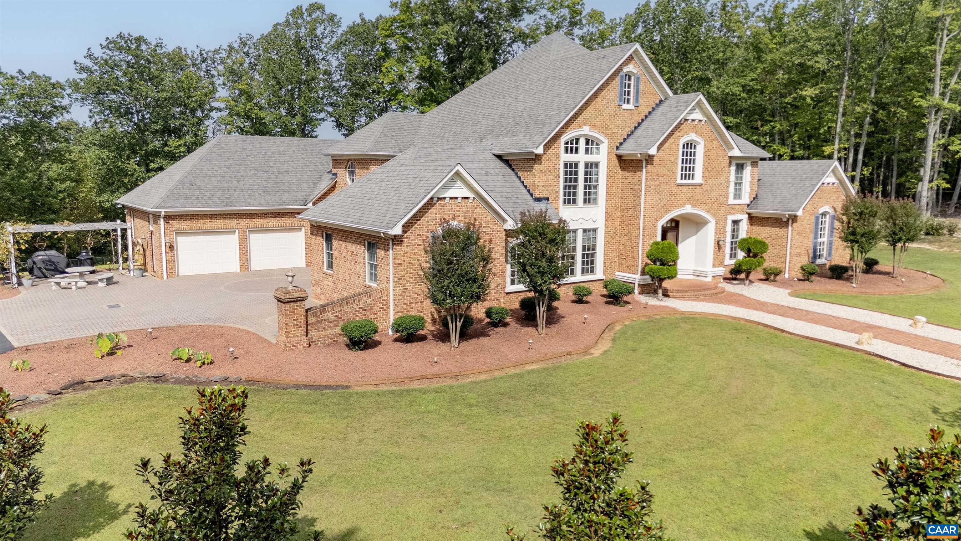 2576 S JAMES RIVER HWY