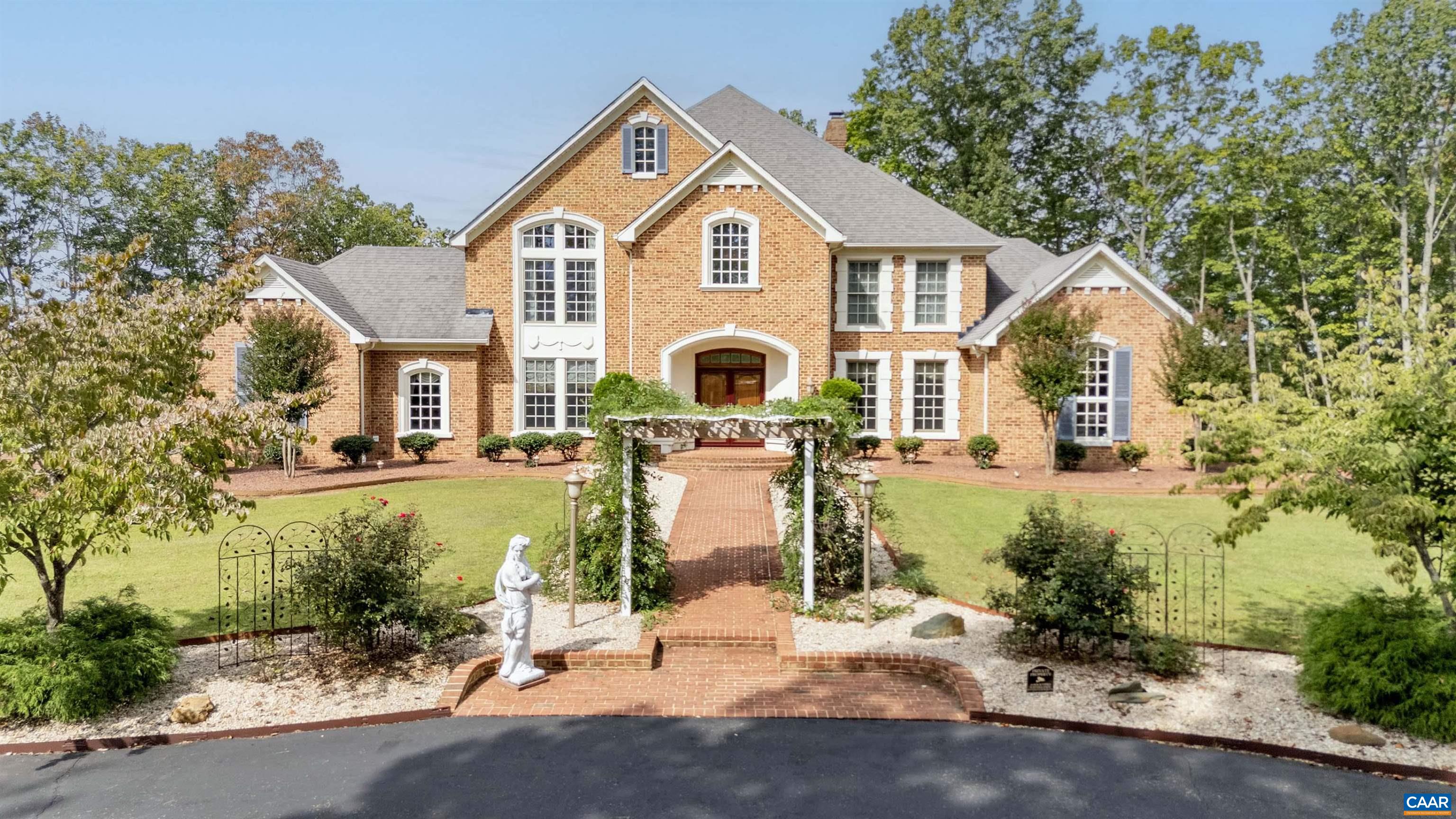2576 S JAMES RIVER HWY