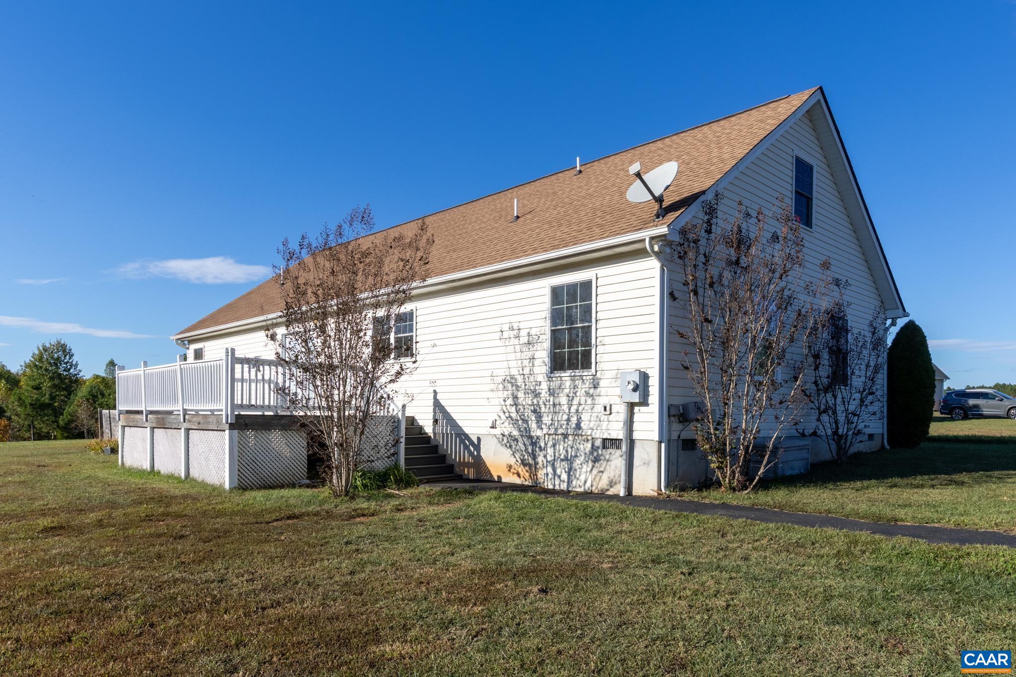 478 ROSEWOOD DR