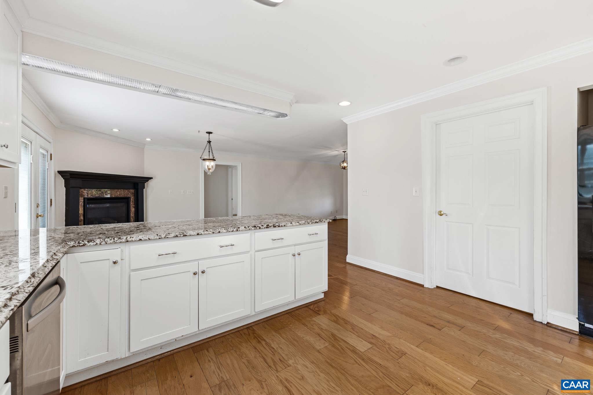 478 ROSEWOOD DR