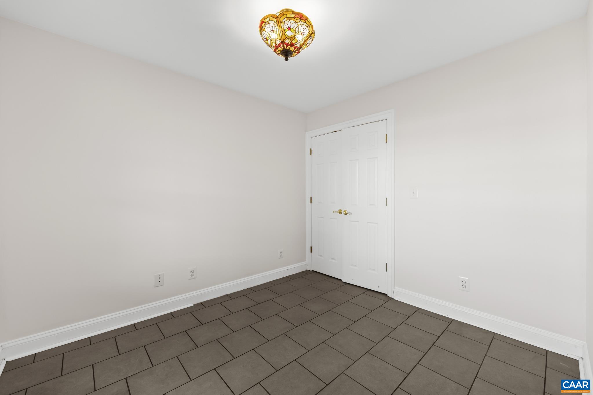 478 ROSEWOOD DR