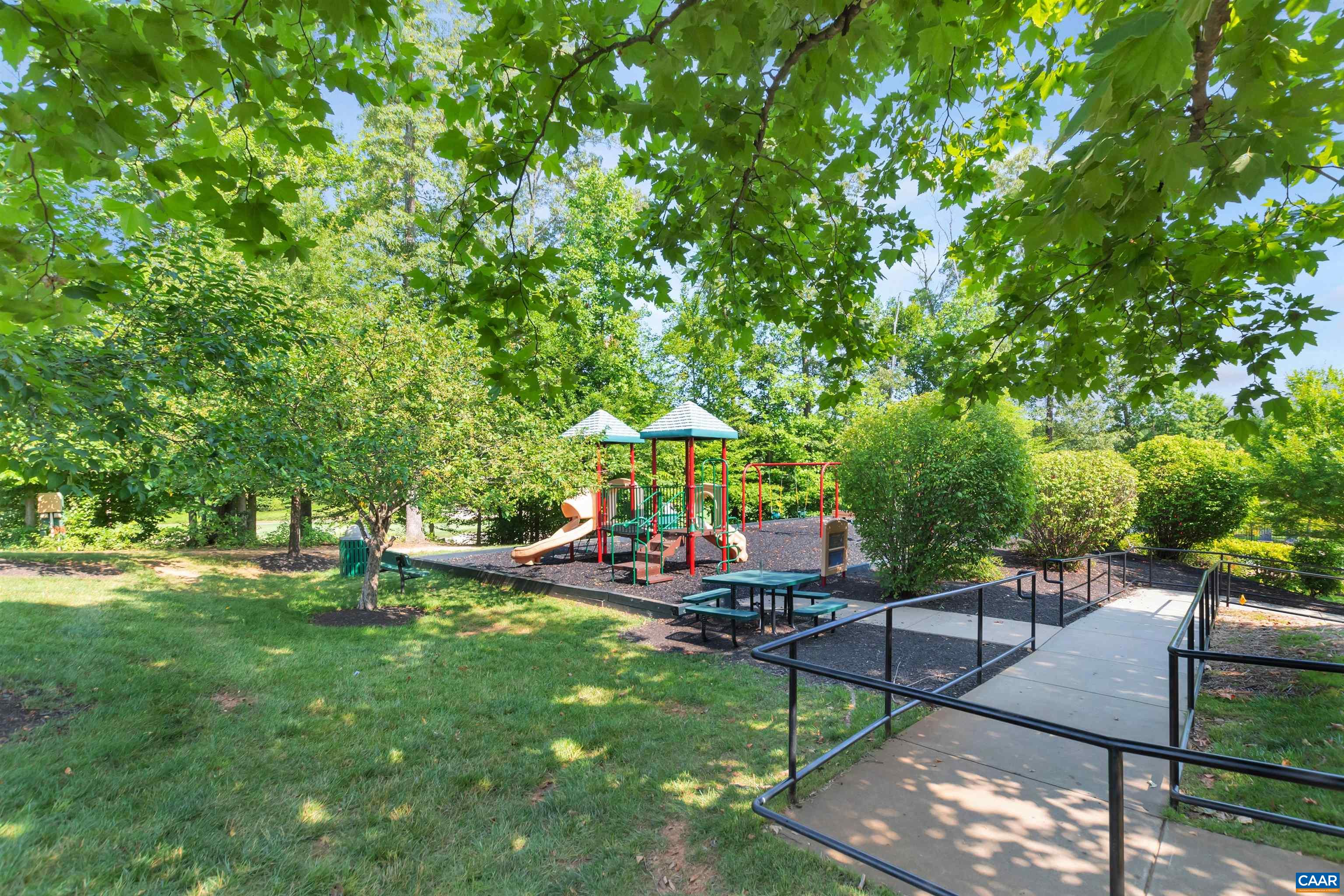 1274 BEAR ISLAND PKWY