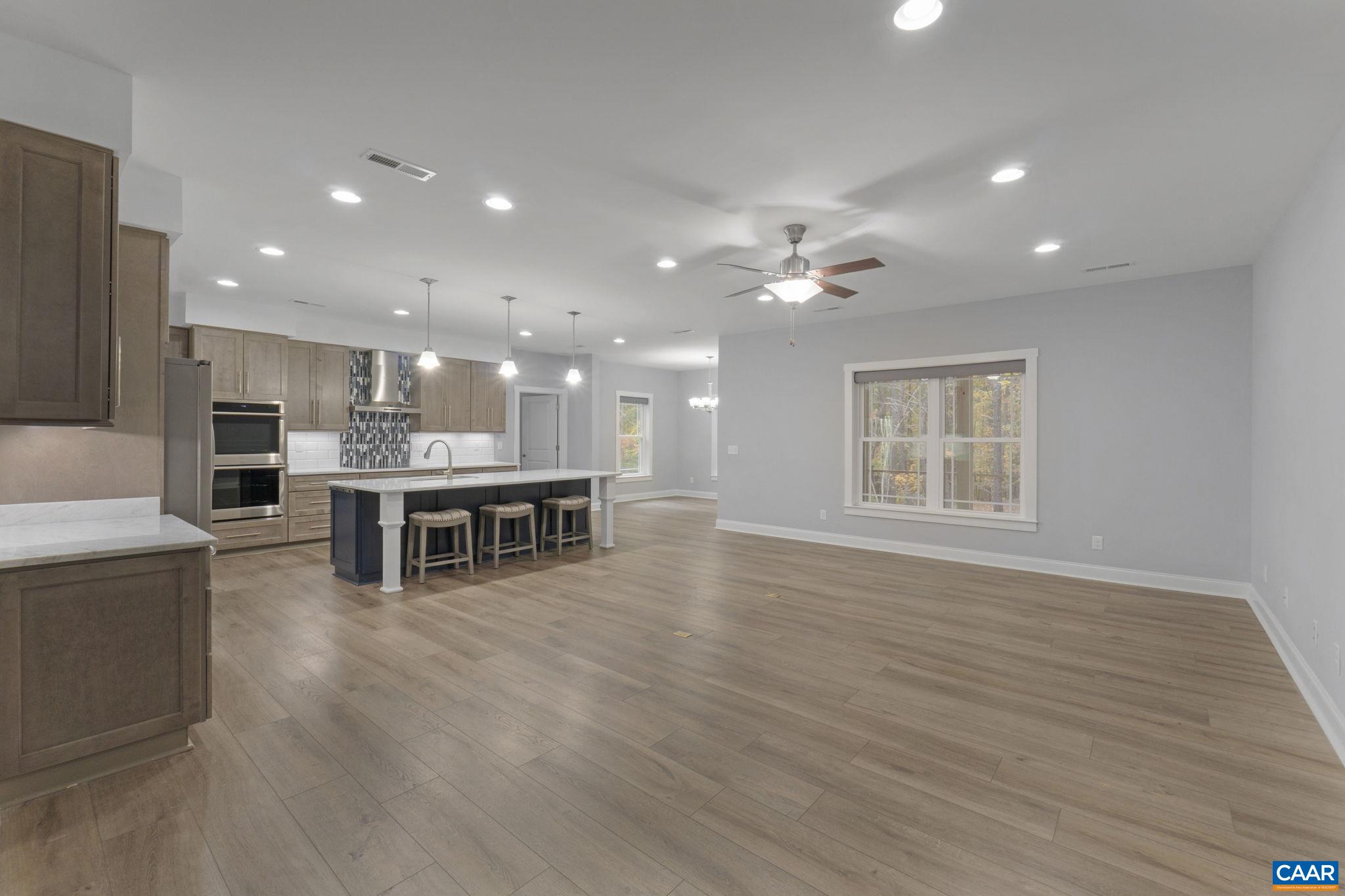 1274 BEAR ISLAND PKWY