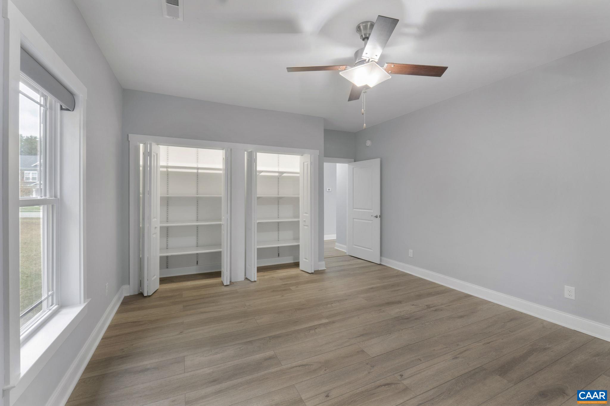 1274 BEAR ISLAND PKWY