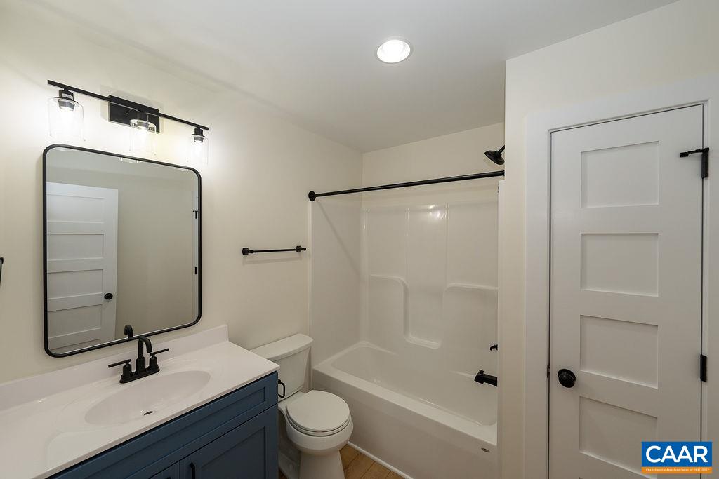 Lot 2 SPREADING OAK RD