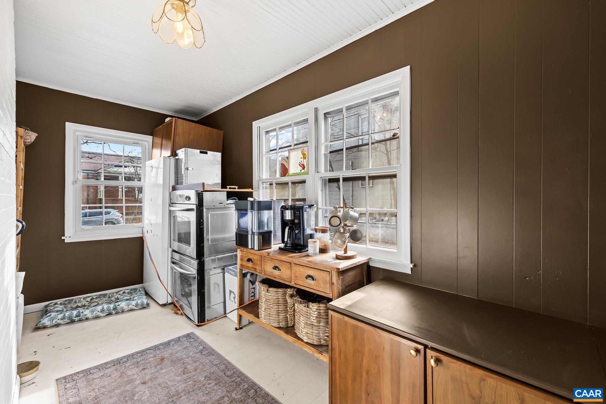 134 BELLEVIEW AVE