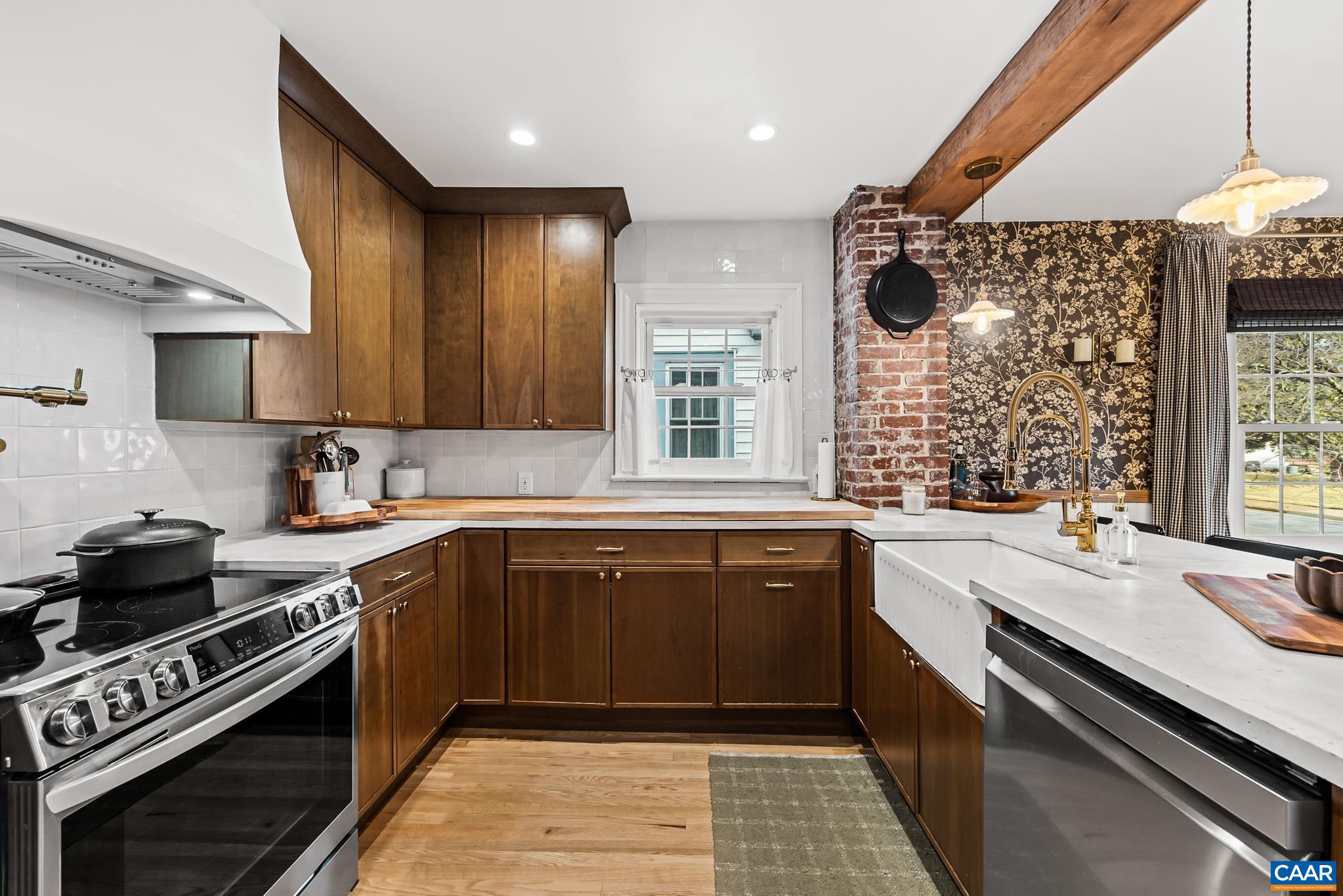 134 BELLEVIEW AVE