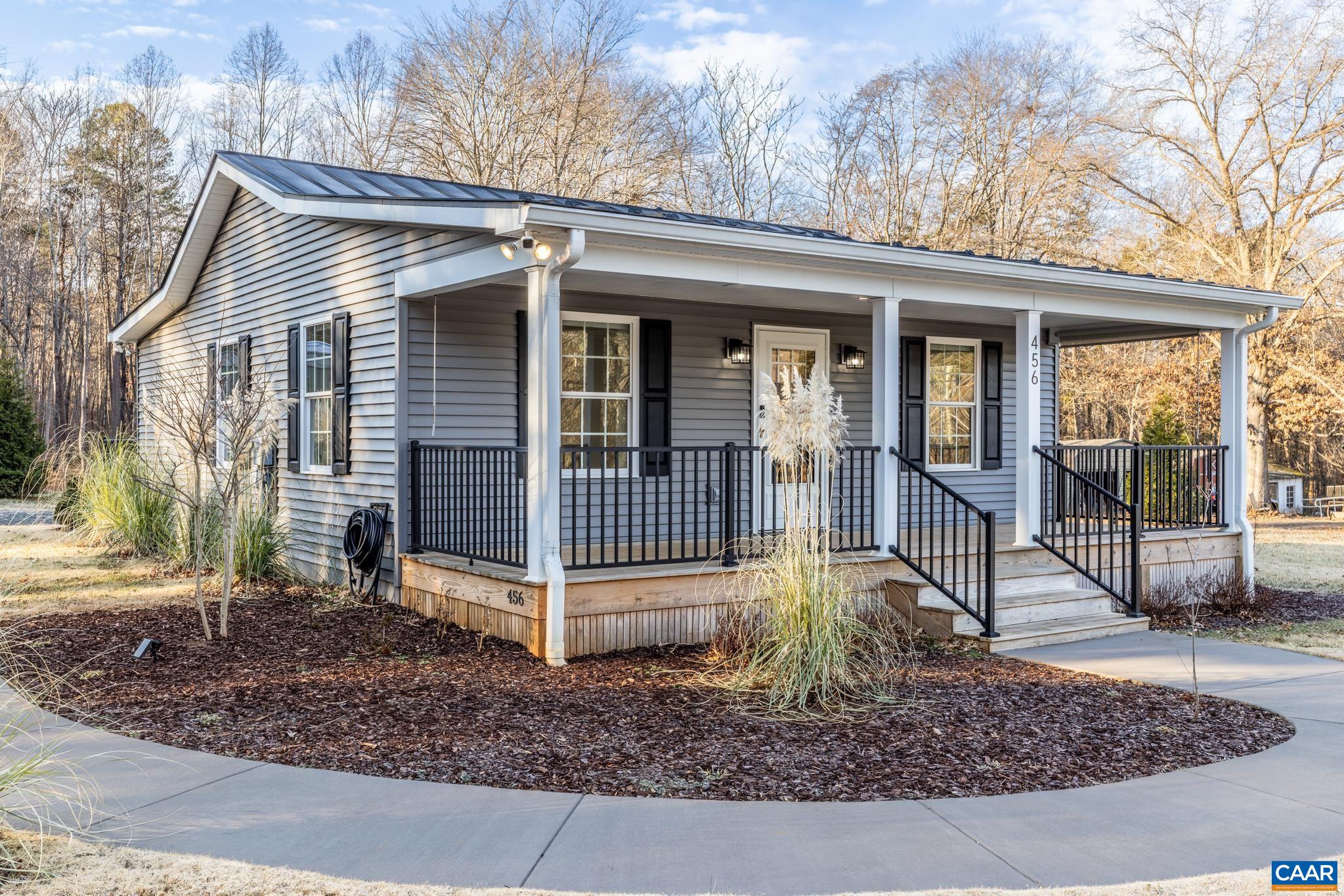 456 FUTURE OAK LN