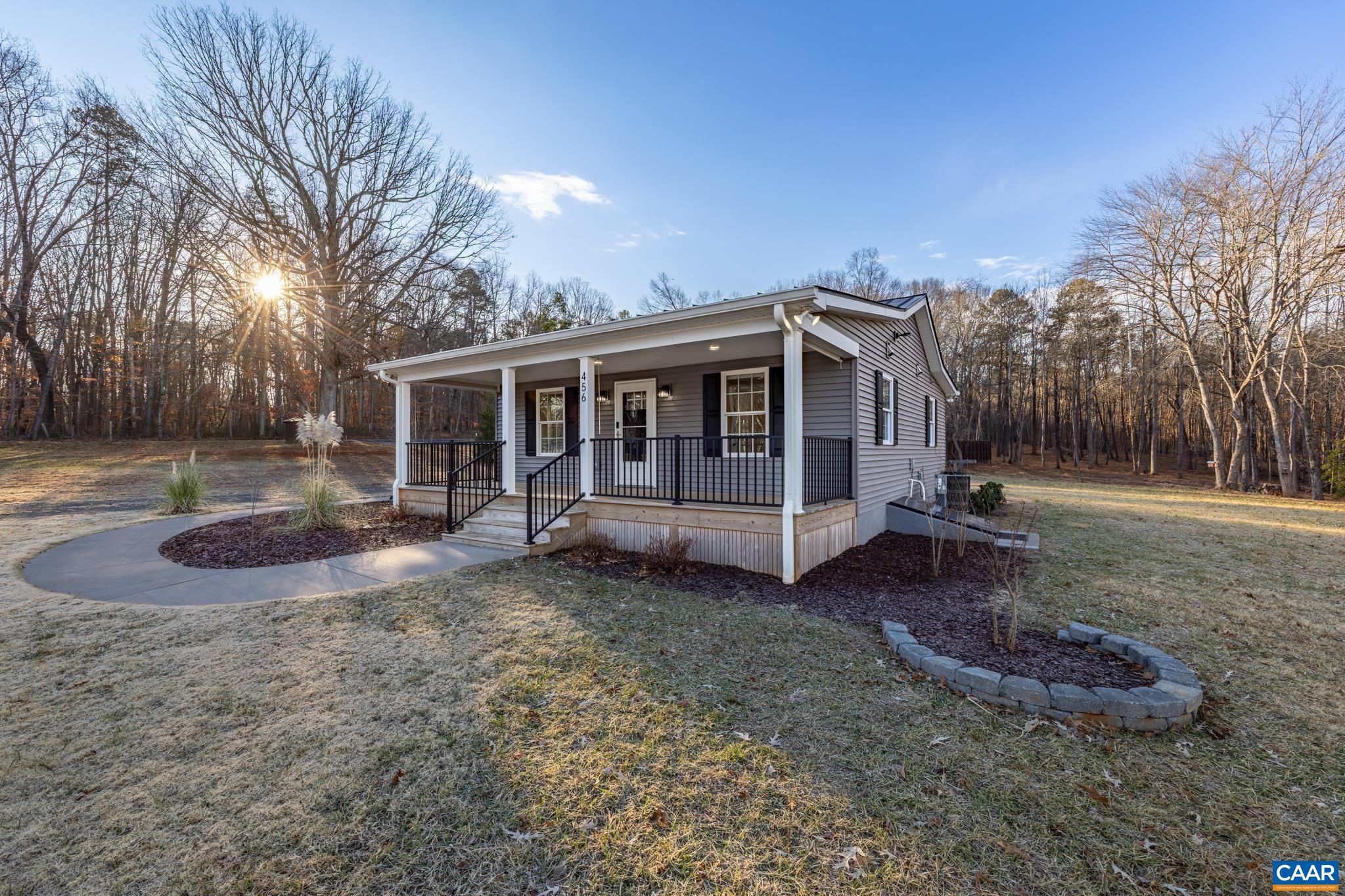 456 FUTURE OAK LN