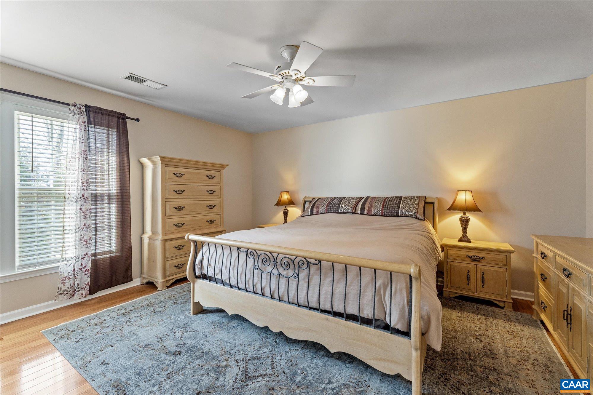 39 LAKEVIEW CT