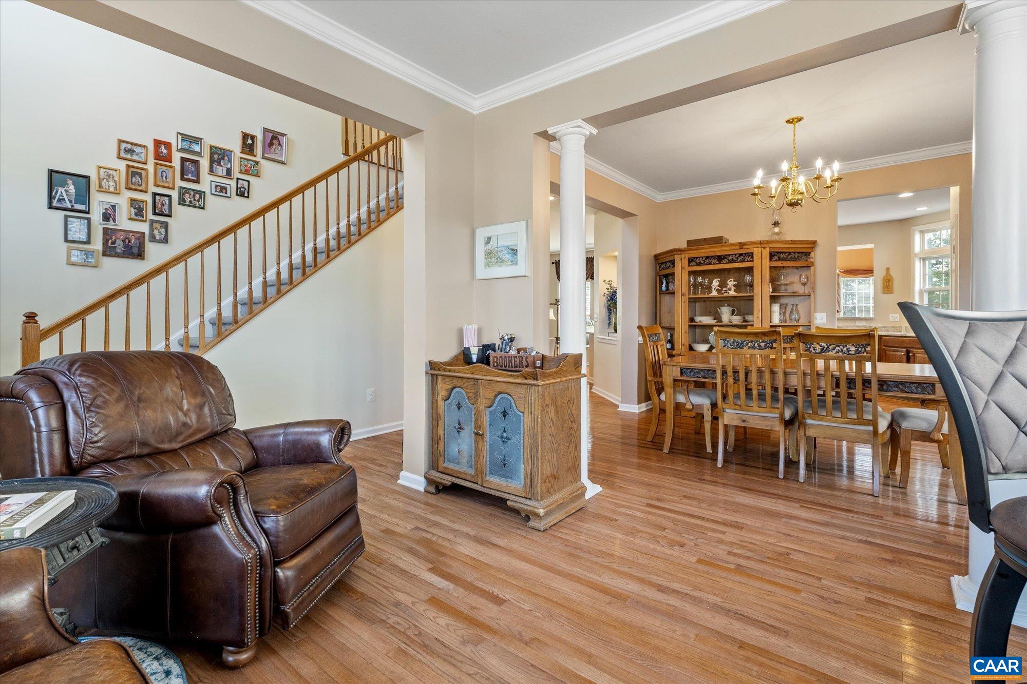 39 LAKEVIEW CT