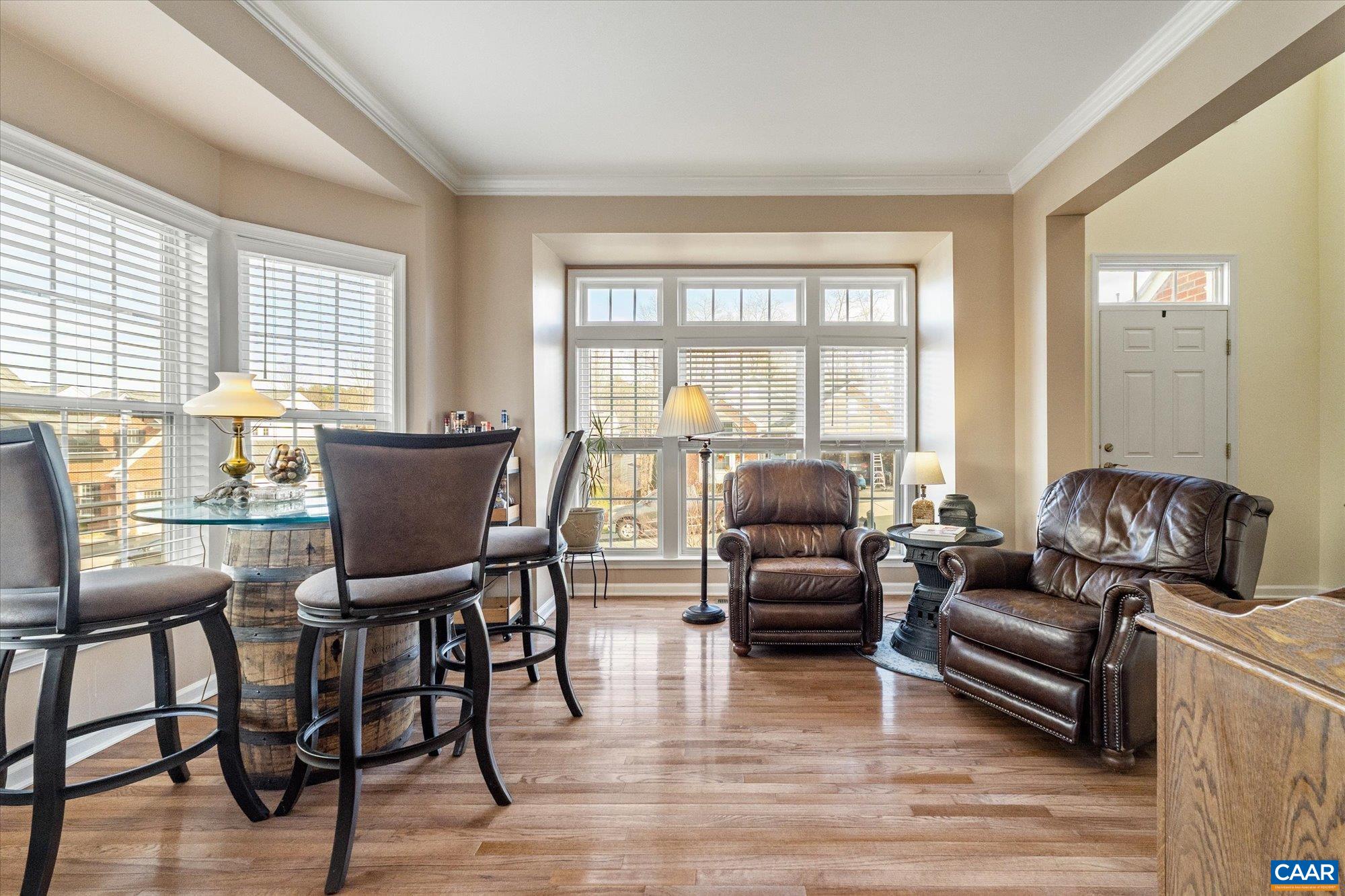 39 LAKEVIEW CT