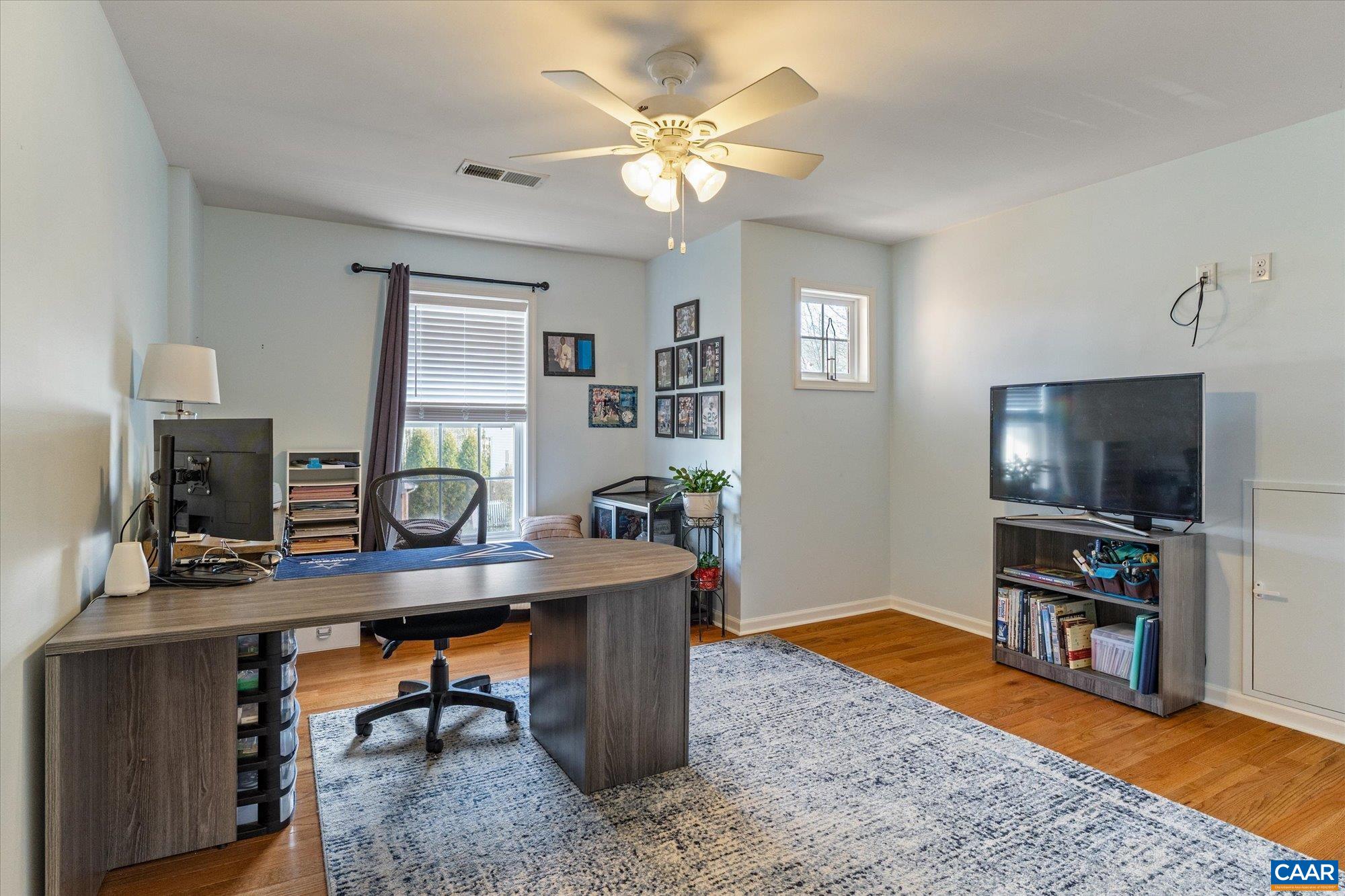 39 LAKEVIEW CT