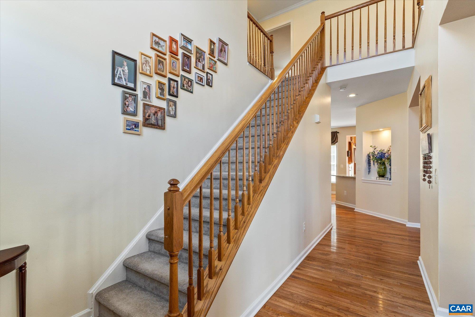 39 LAKEVIEW CT