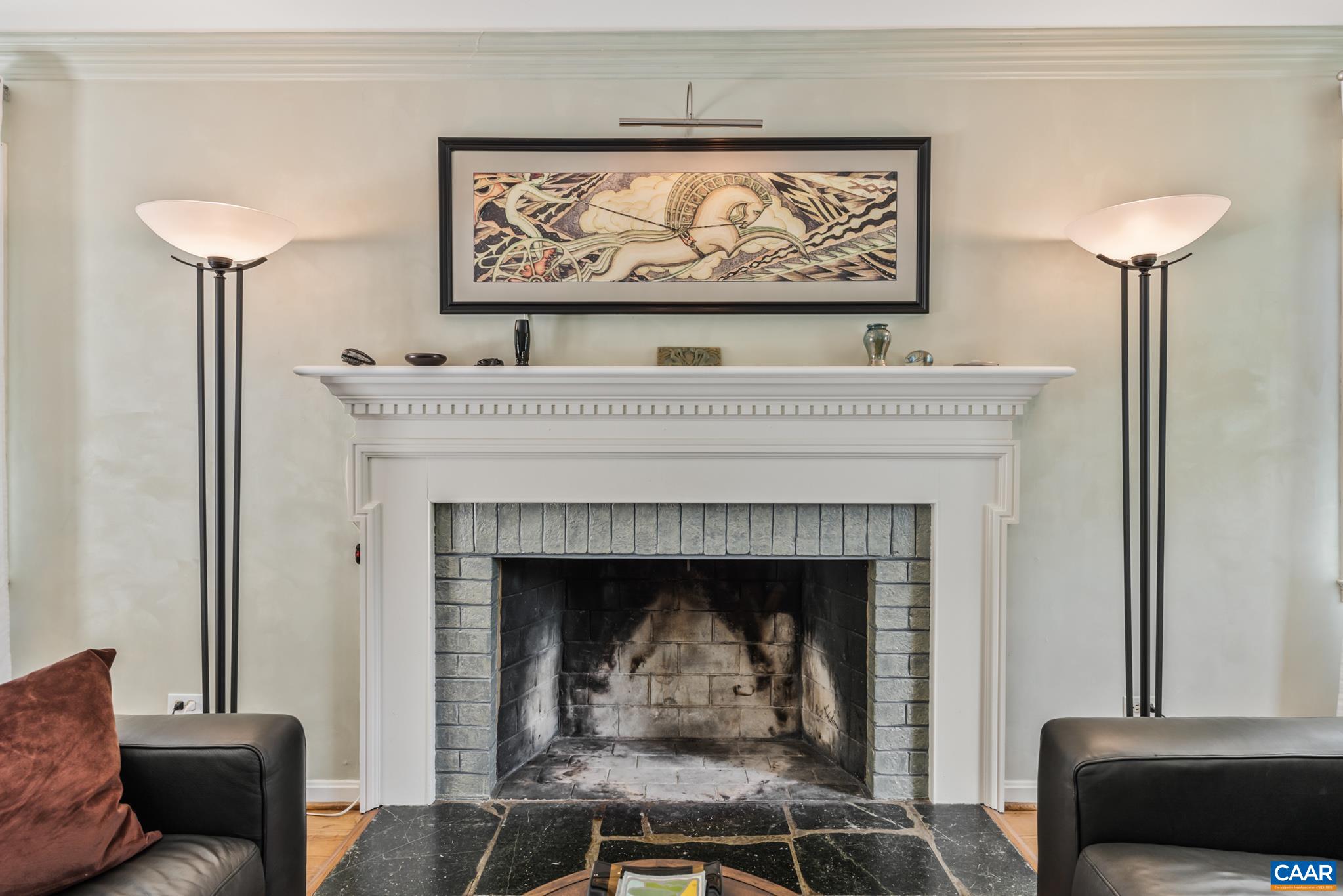 2402 BENNINGTON RD