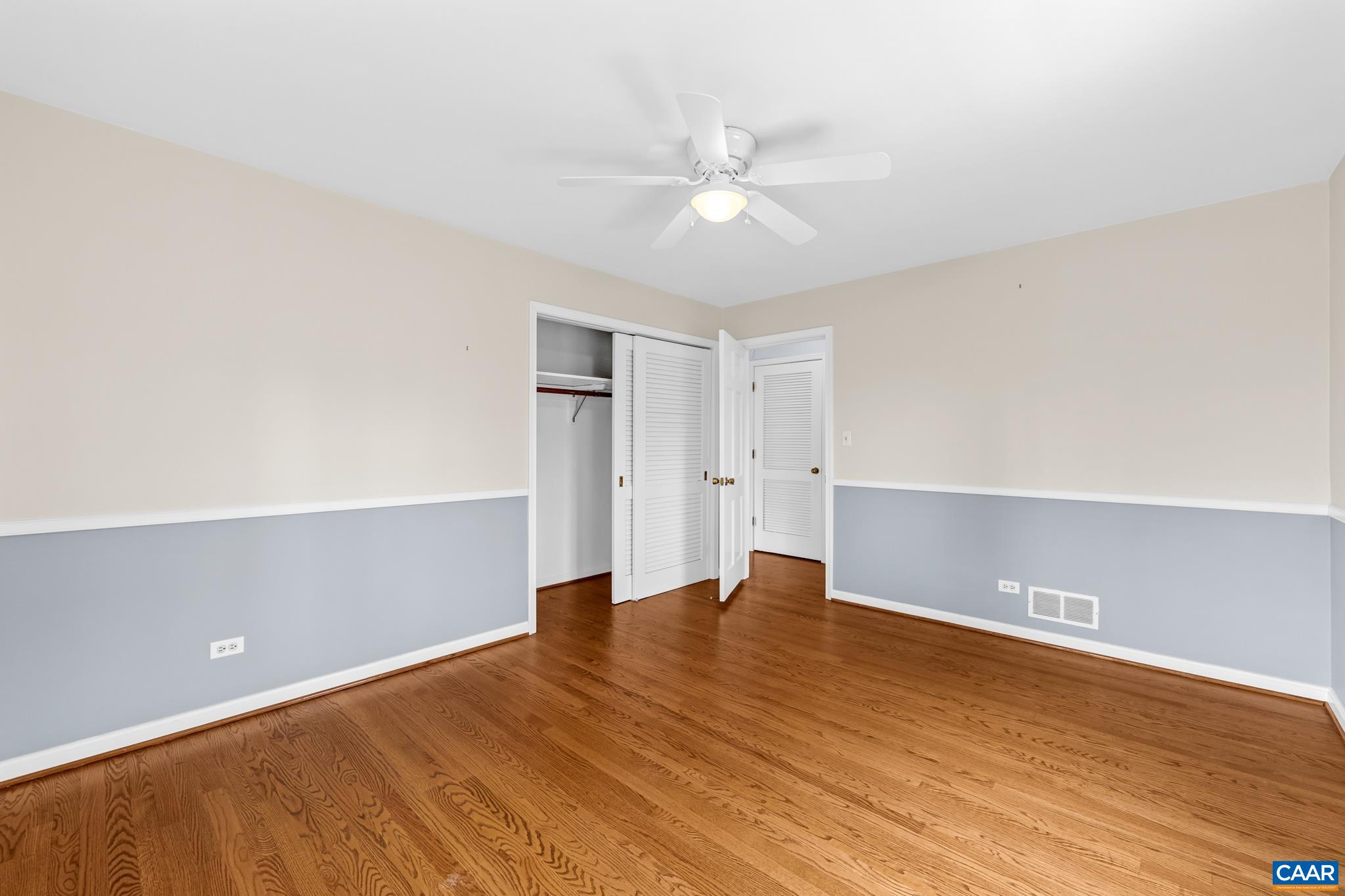 2402 BENNINGTON RD