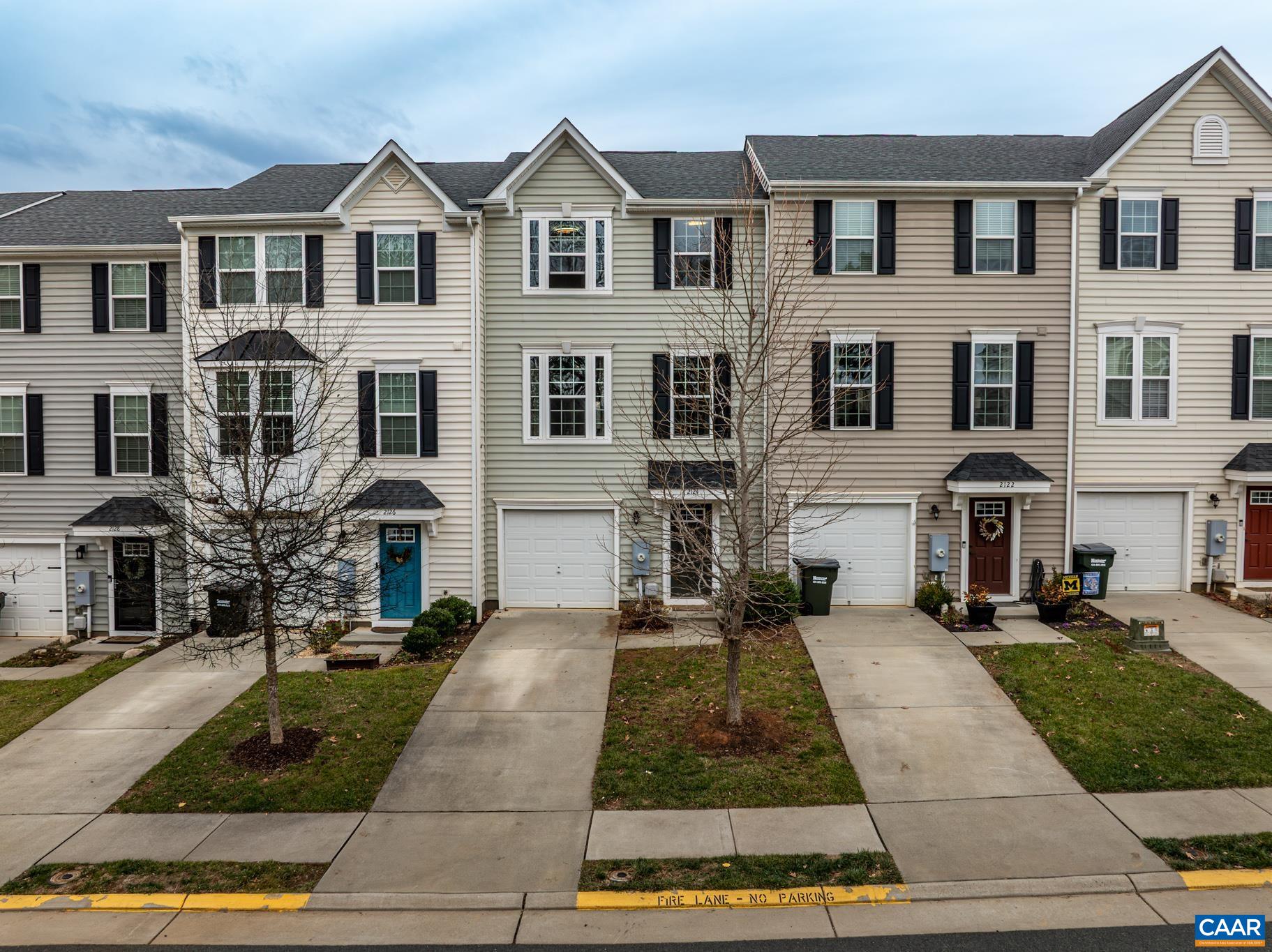 2124 ELM TREE CT