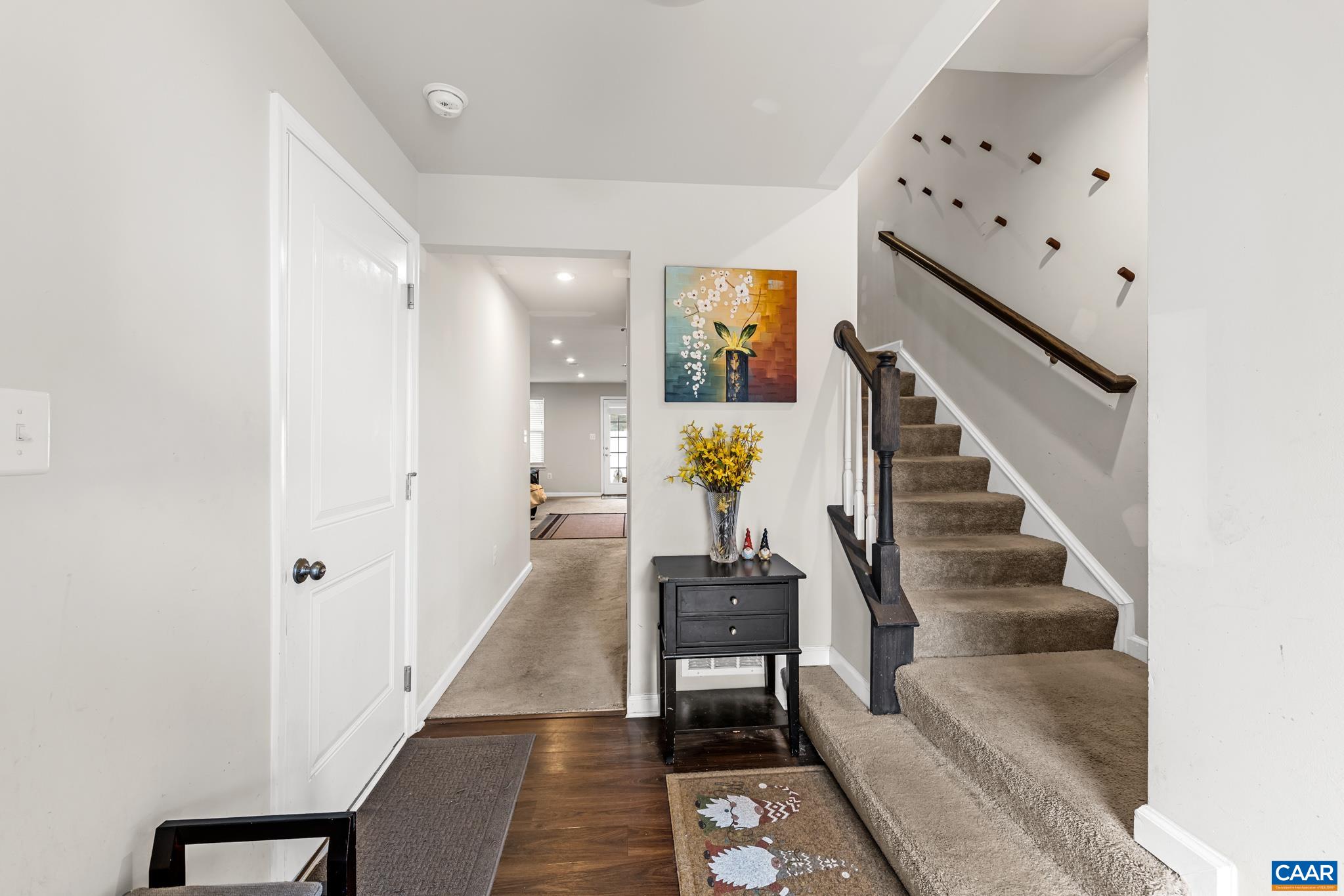 2124 ELM TREE CT