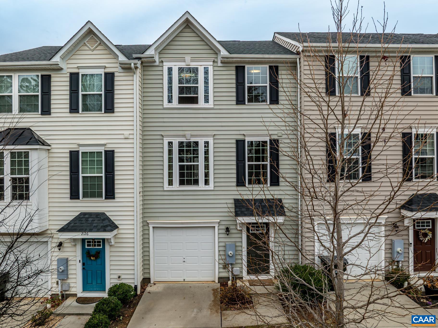 2124 ELM TREE CT