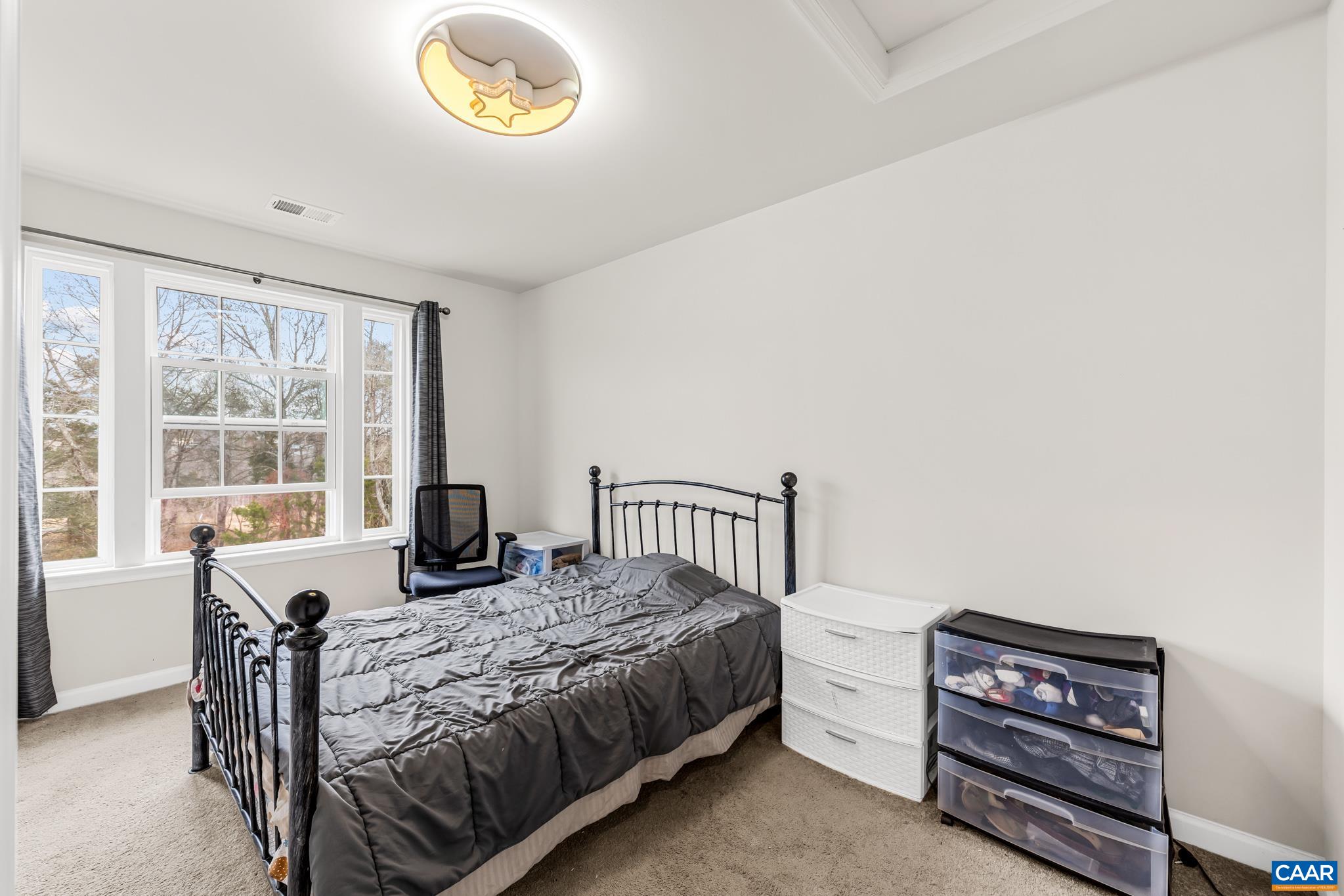 2124 ELM TREE CT