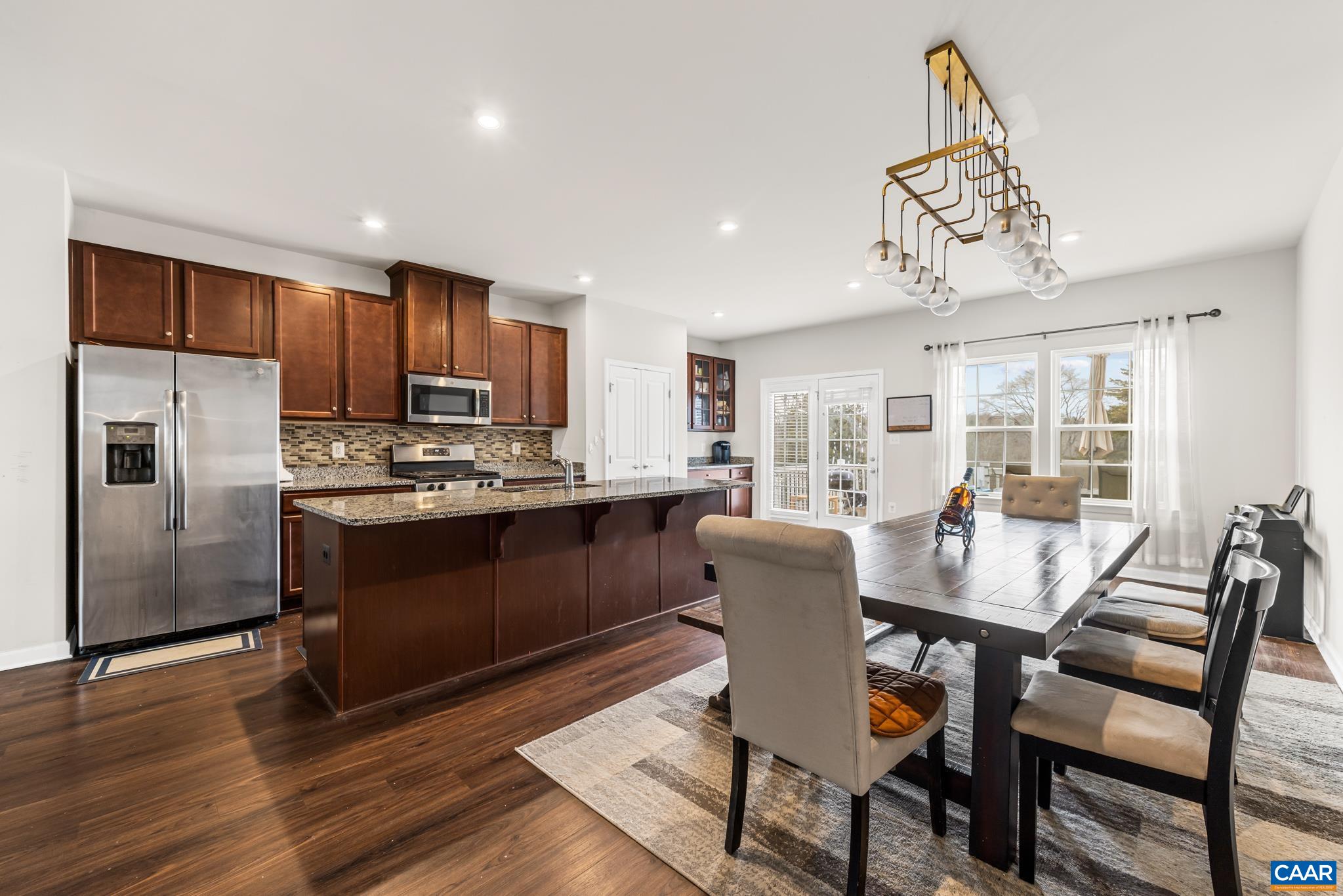 2124 ELM TREE CT