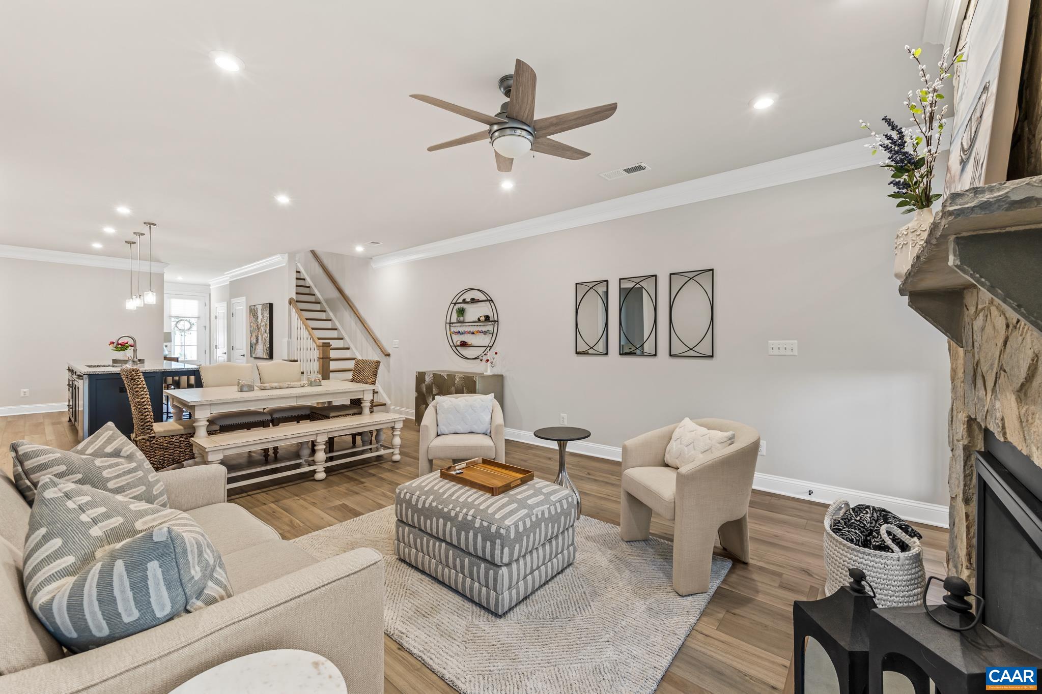 1313 LACONIA LN