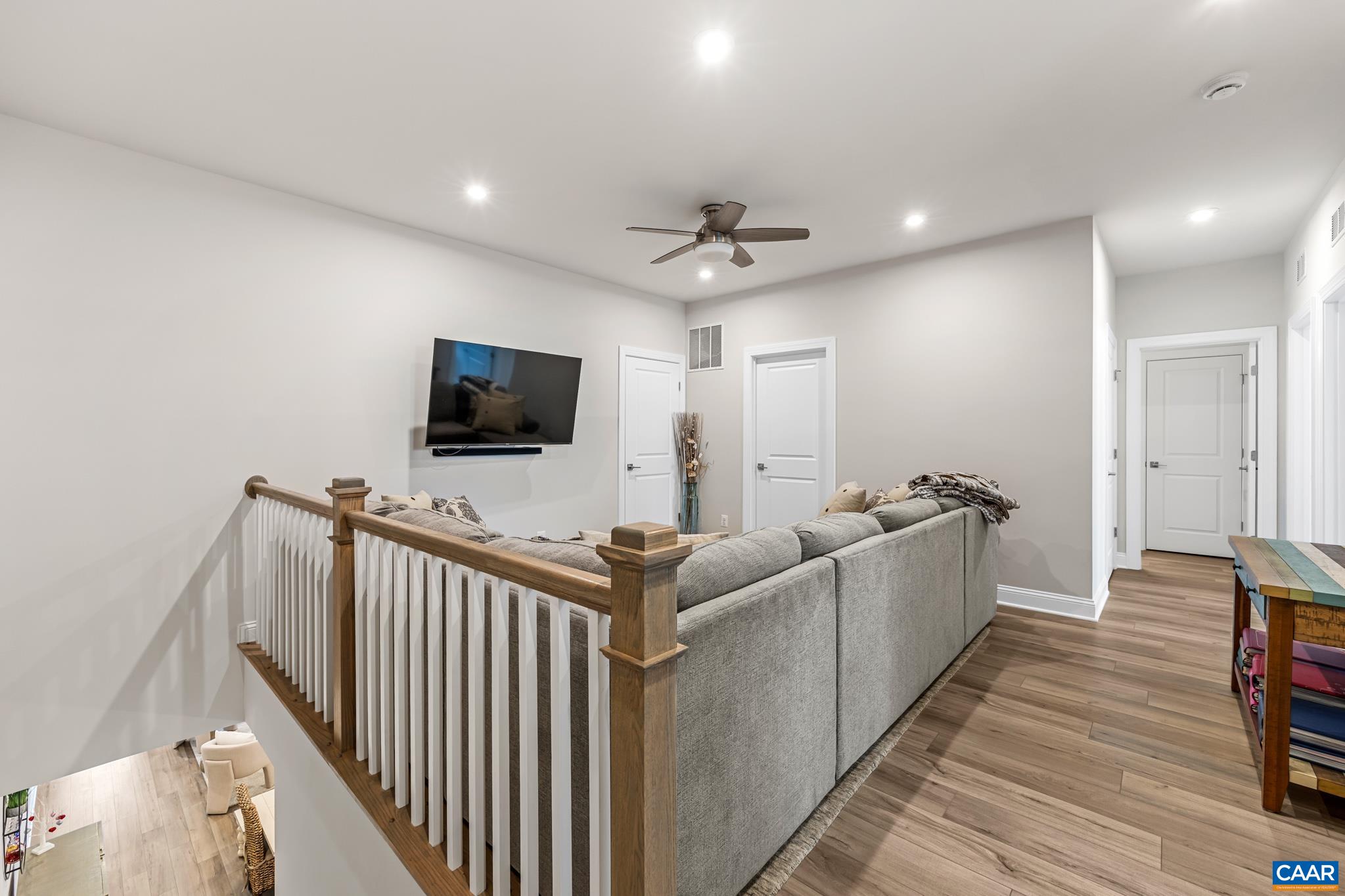 1313 LACONIA LN