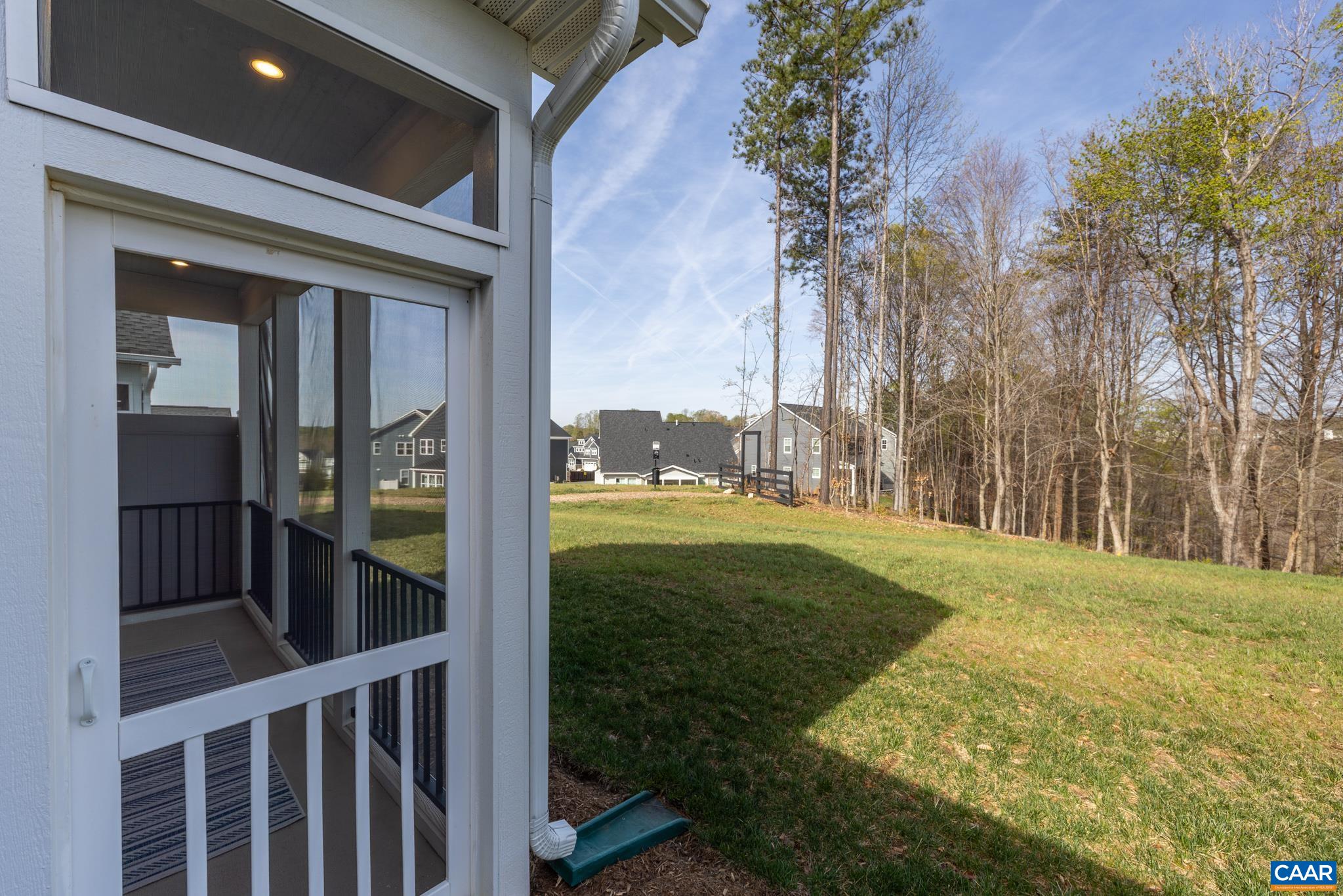 1313 LACONIA LN