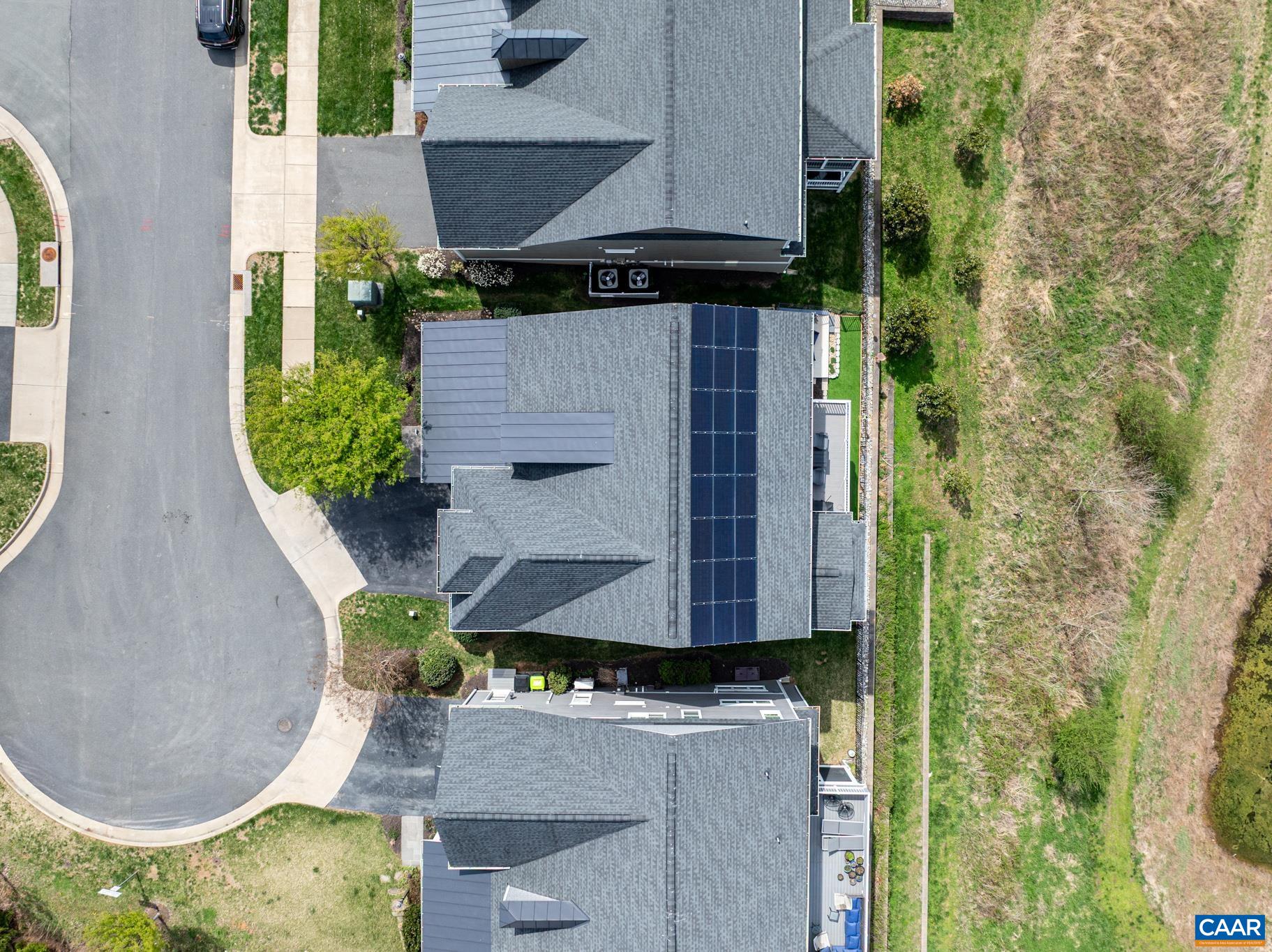 1885 MARIETTA DR