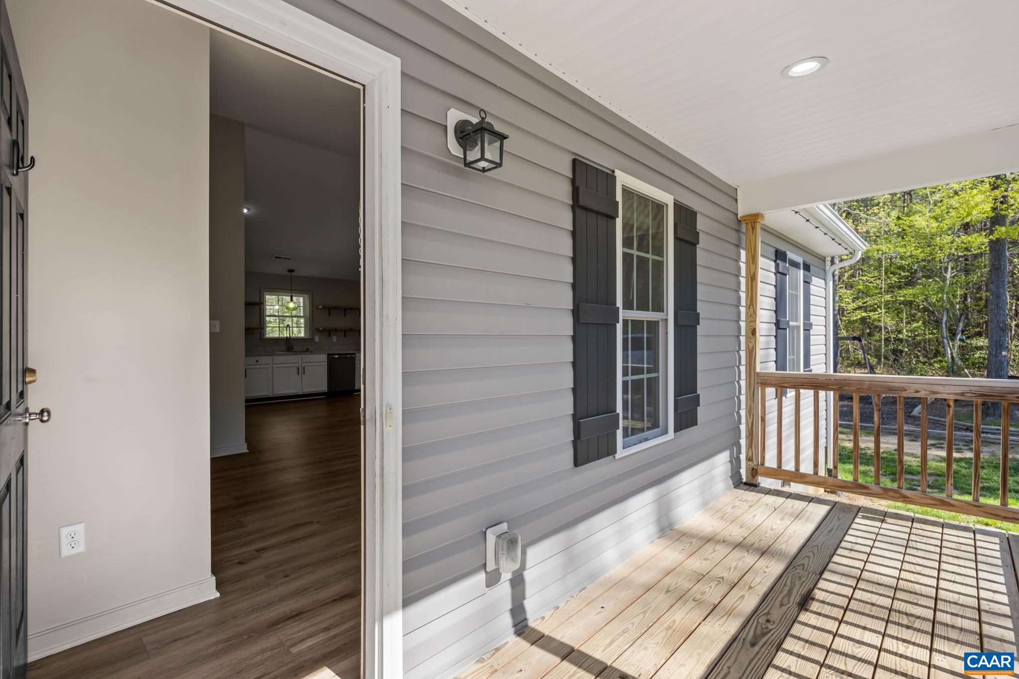 270 WINDING RIDGE WAY