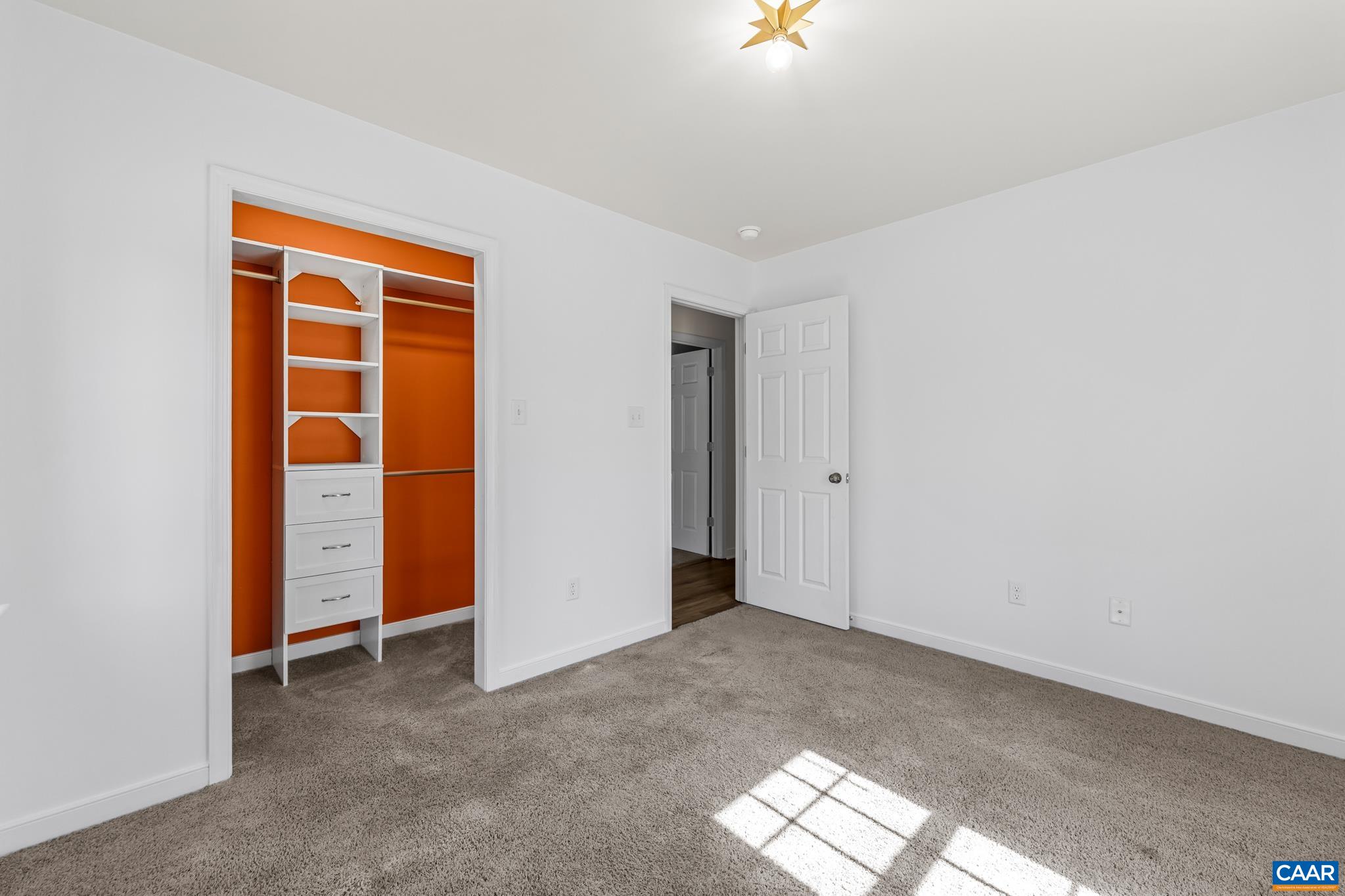 270 WINDING RIDGE WAY