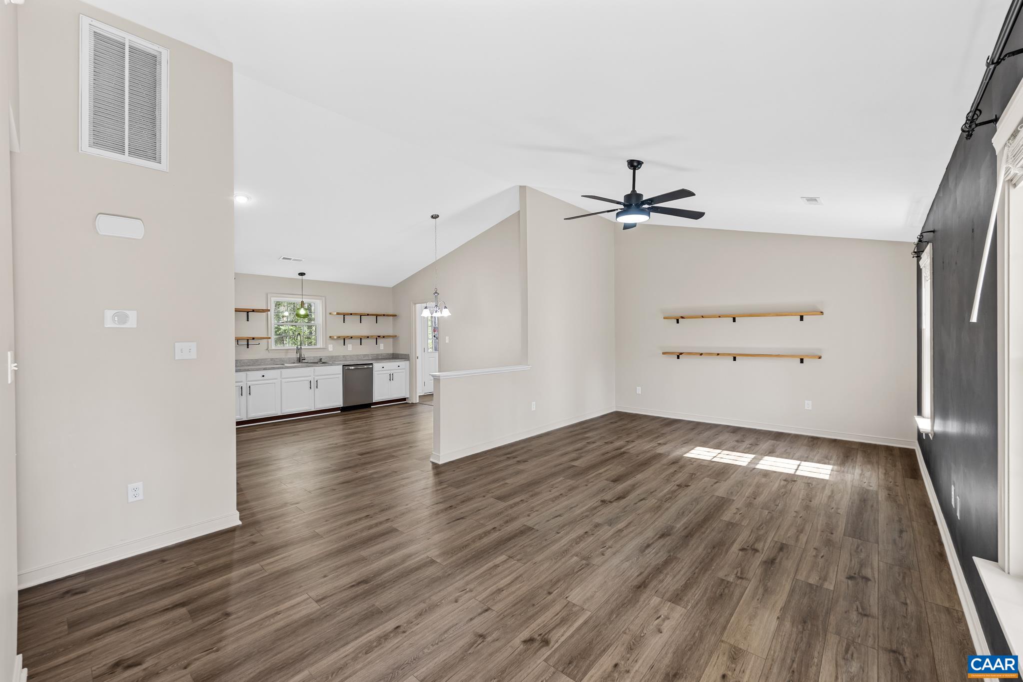 270 WINDING RIDGE WAY