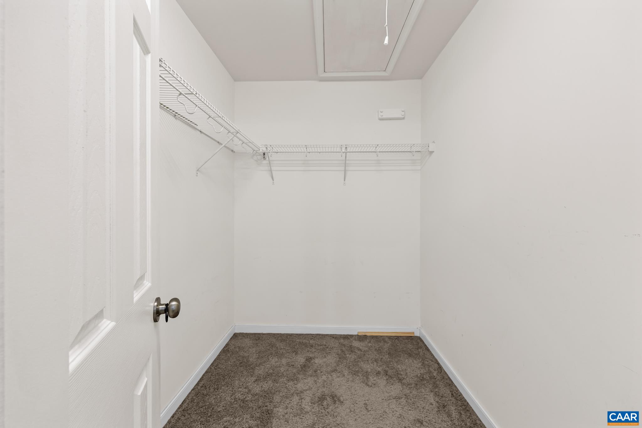 270 WINDING RIDGE WAY