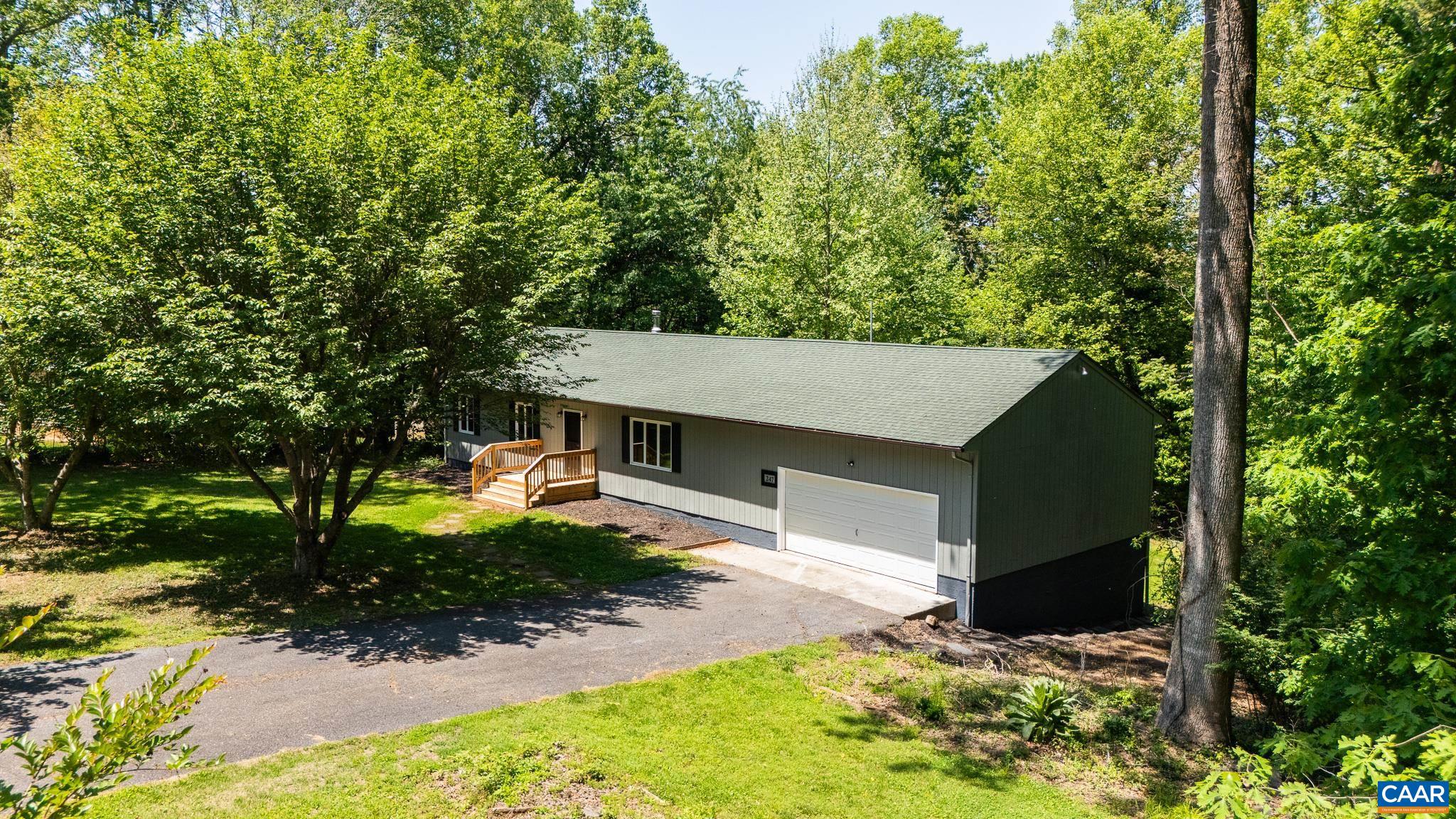247 GOLDENROD RD
