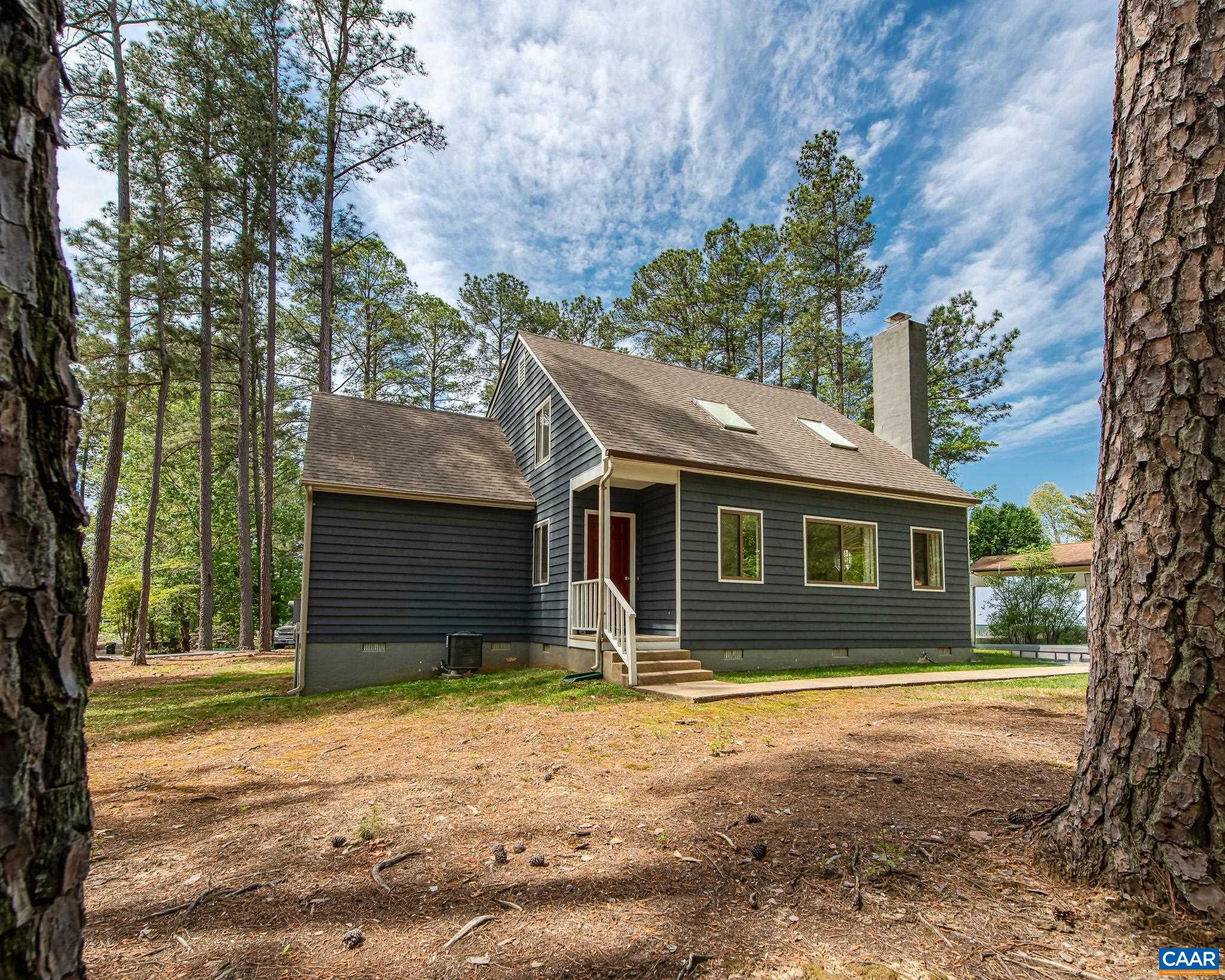 942 JEFFERSON DR