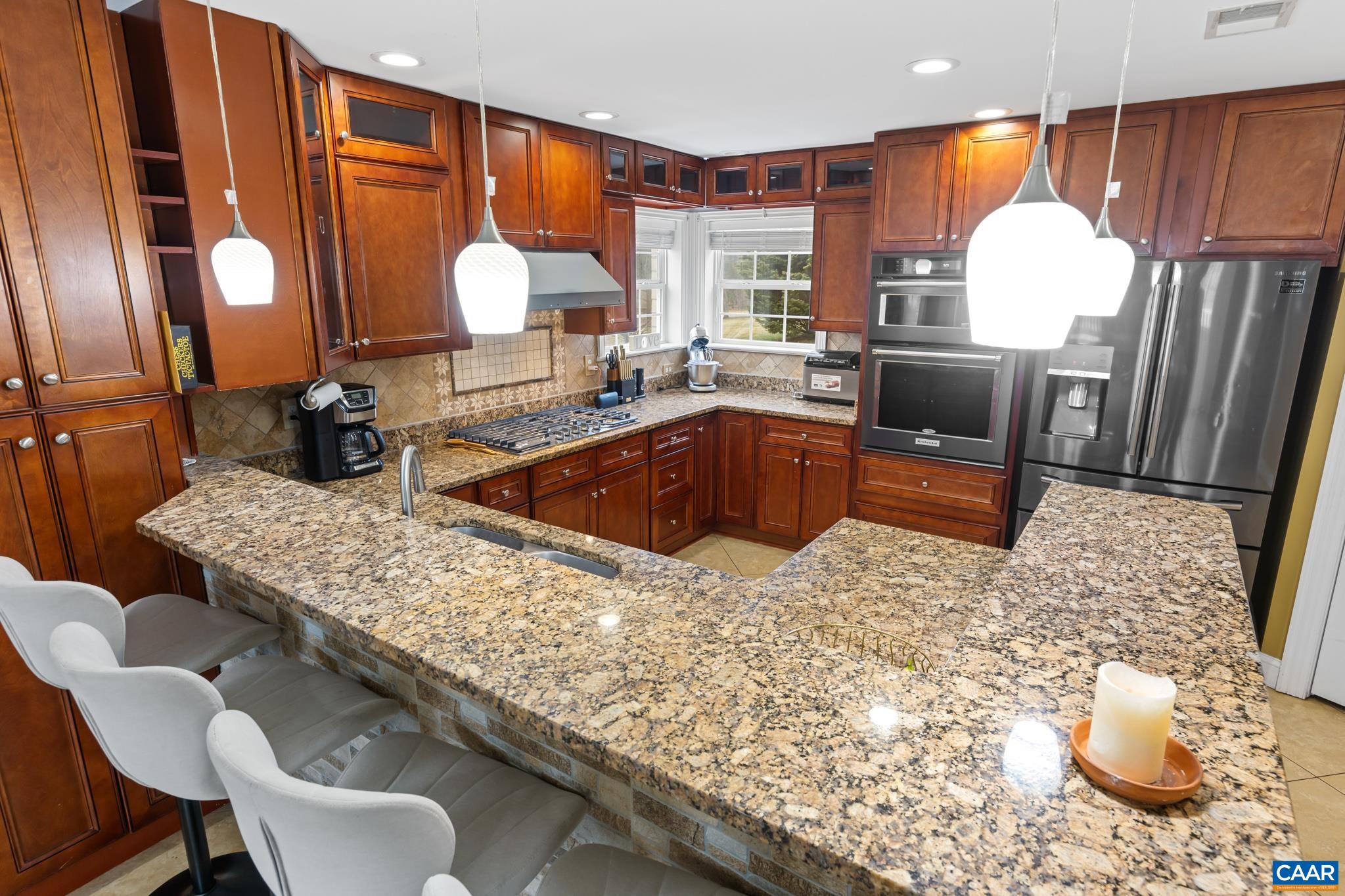 15760 FOX CHASE LN