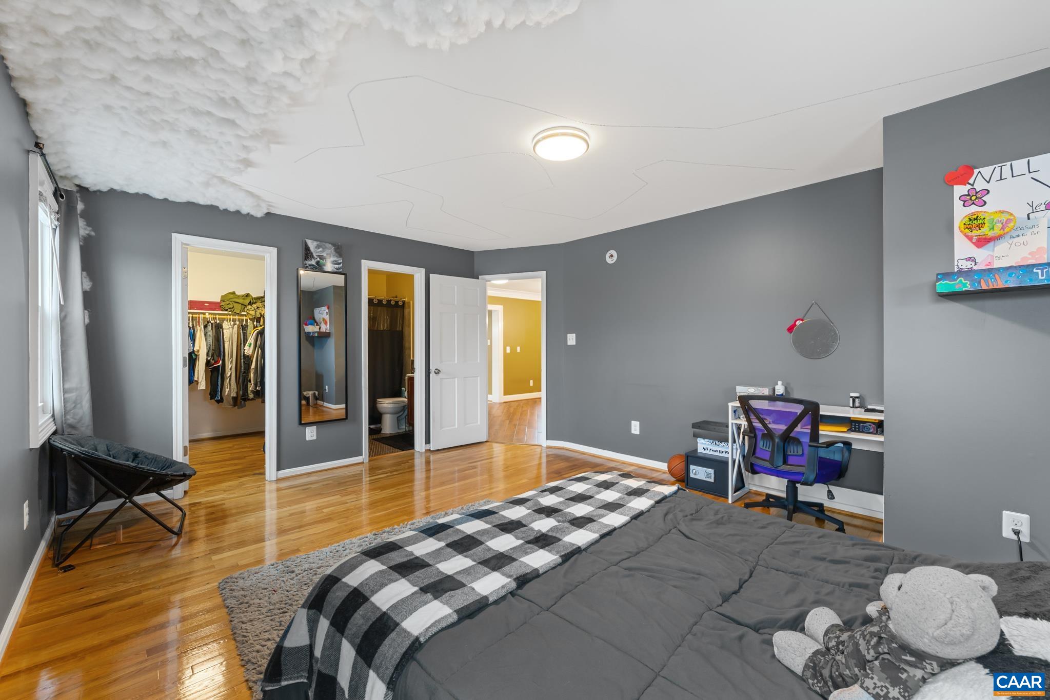 15760 FOX CHASE LN