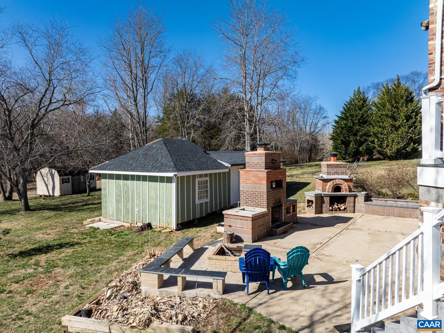 15760 FOX CHASE LN