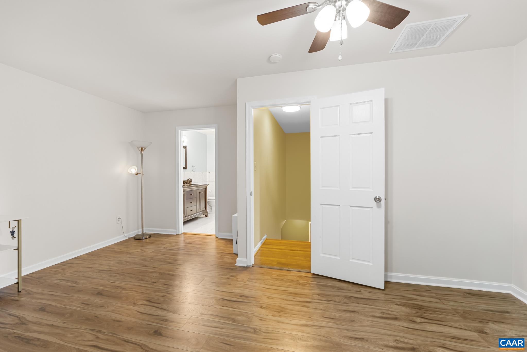 15760 FOX CHASE LN